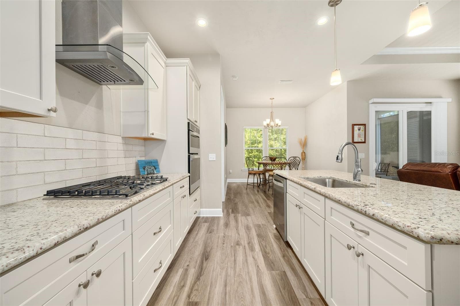 Kitchen - 1402 NW 132ND BLVD, NEWBERRY