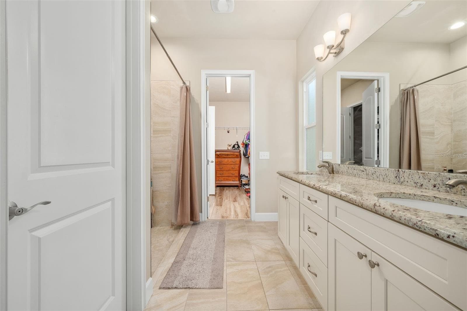 Owner's En Suite Bathroom - 1402 NW 132ND BLVD, NEWBERRY