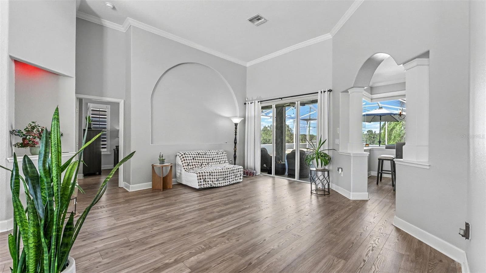 Single Family Residence at 6720 HARTSWORTH DR, LAKELAND, photo 9 of 56