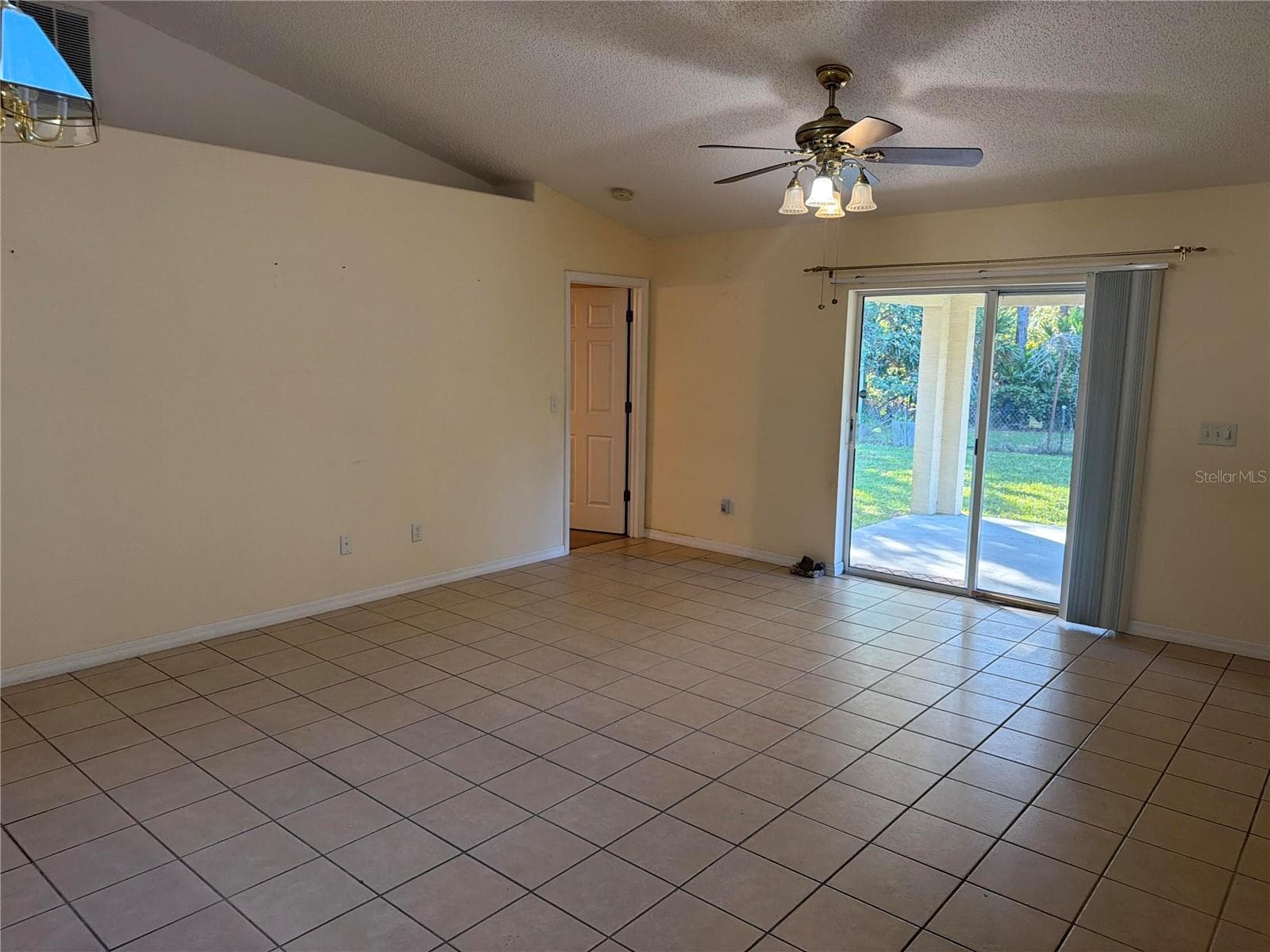 Single Family Residence at 25 RYMSHAW DR, PALM COAST, photo 3 of 20