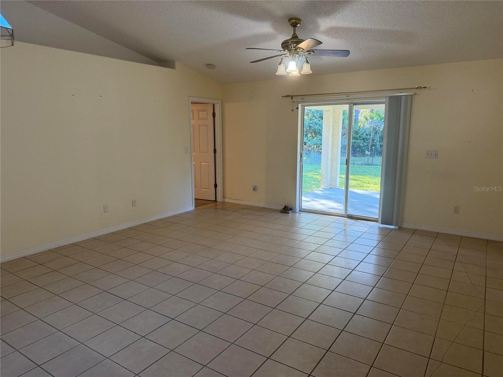 Single Family Residence at 25 RYMSHAW DR, PALM COAST, photo 17 of 20