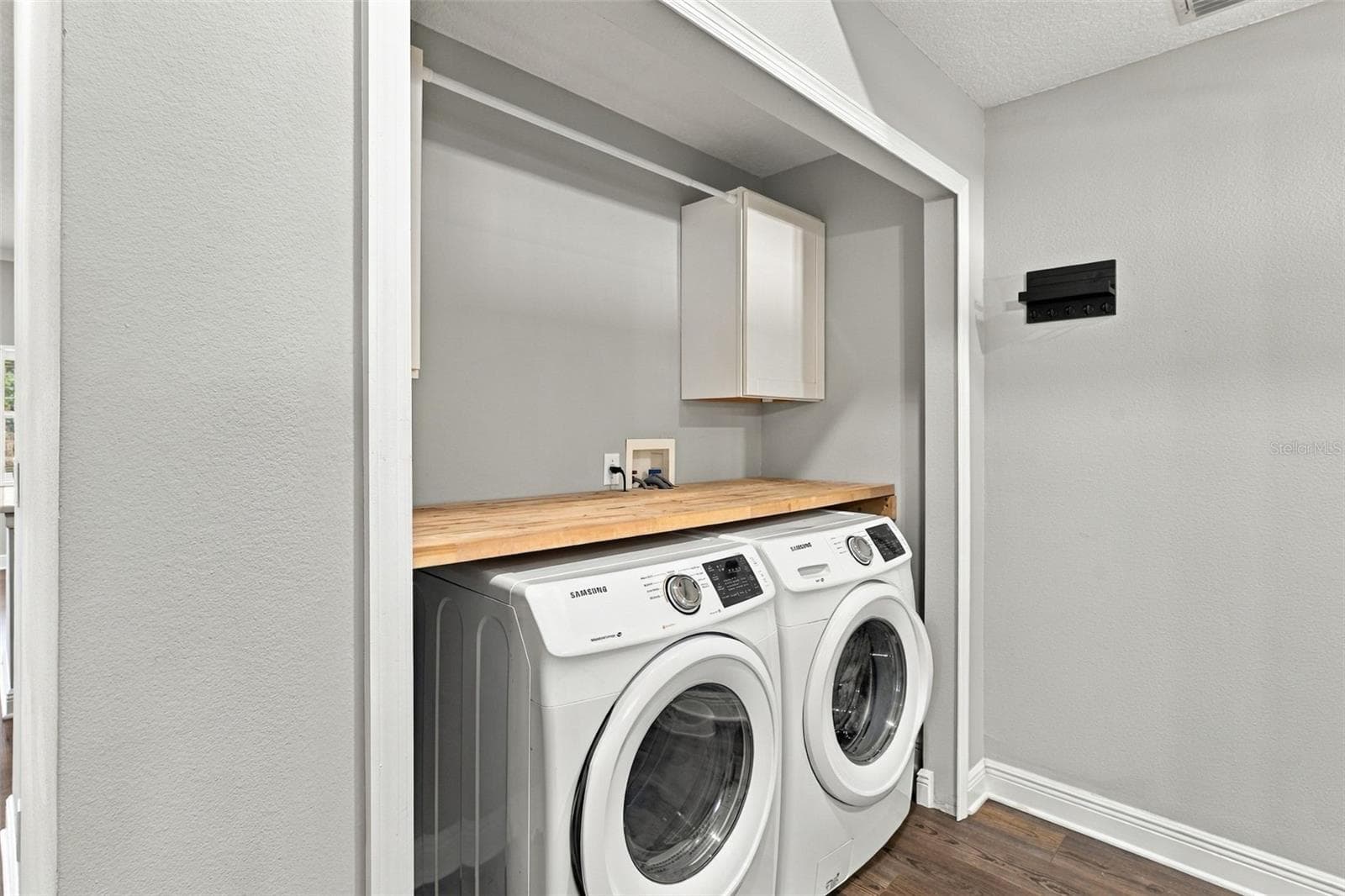Laundry Downstairs - 2202 ELIZABETH AVE #B, ORLANDO