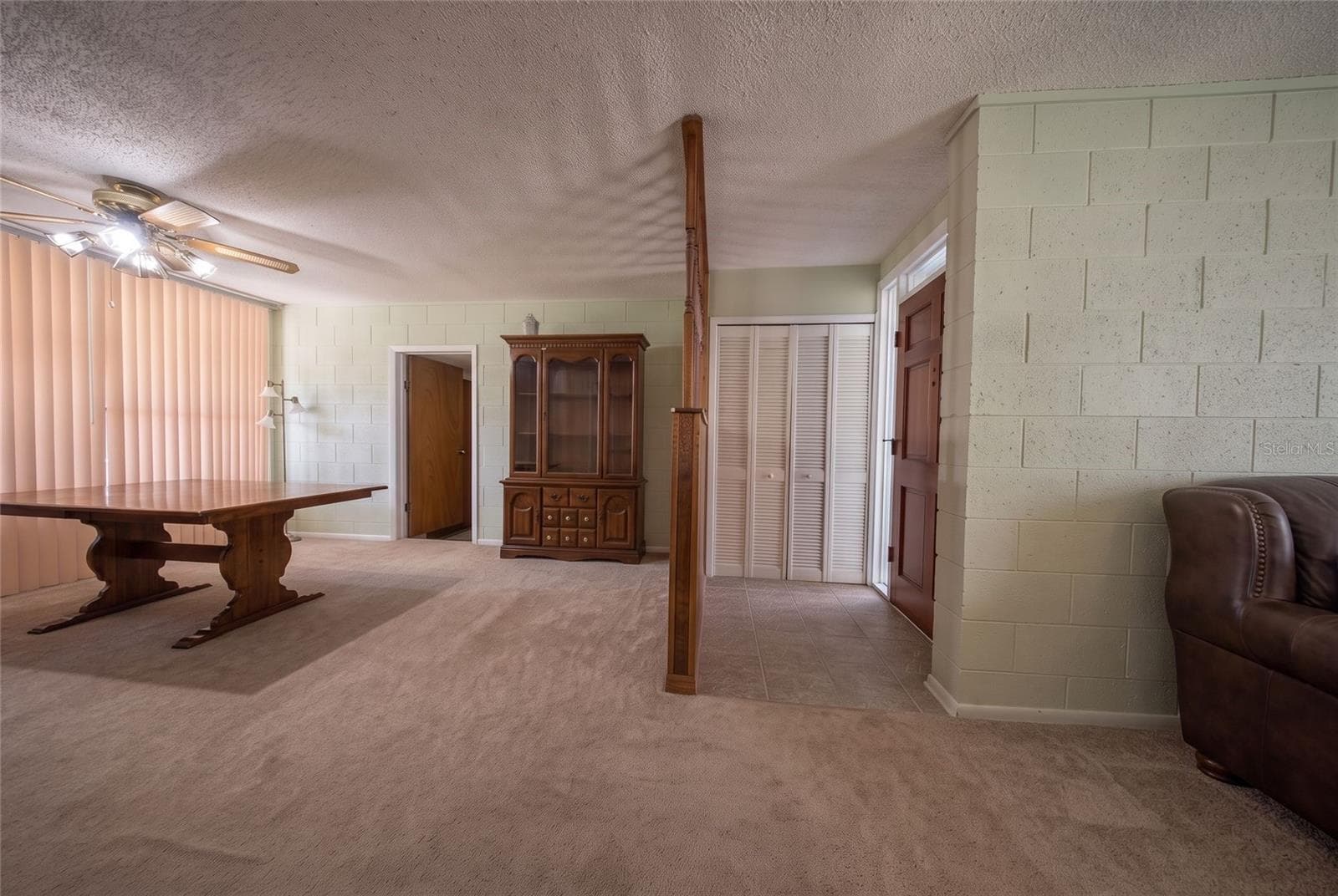 Single Family Residence at 5718 CLEARVIEW DR, ORLANDO, photo 3 of 37