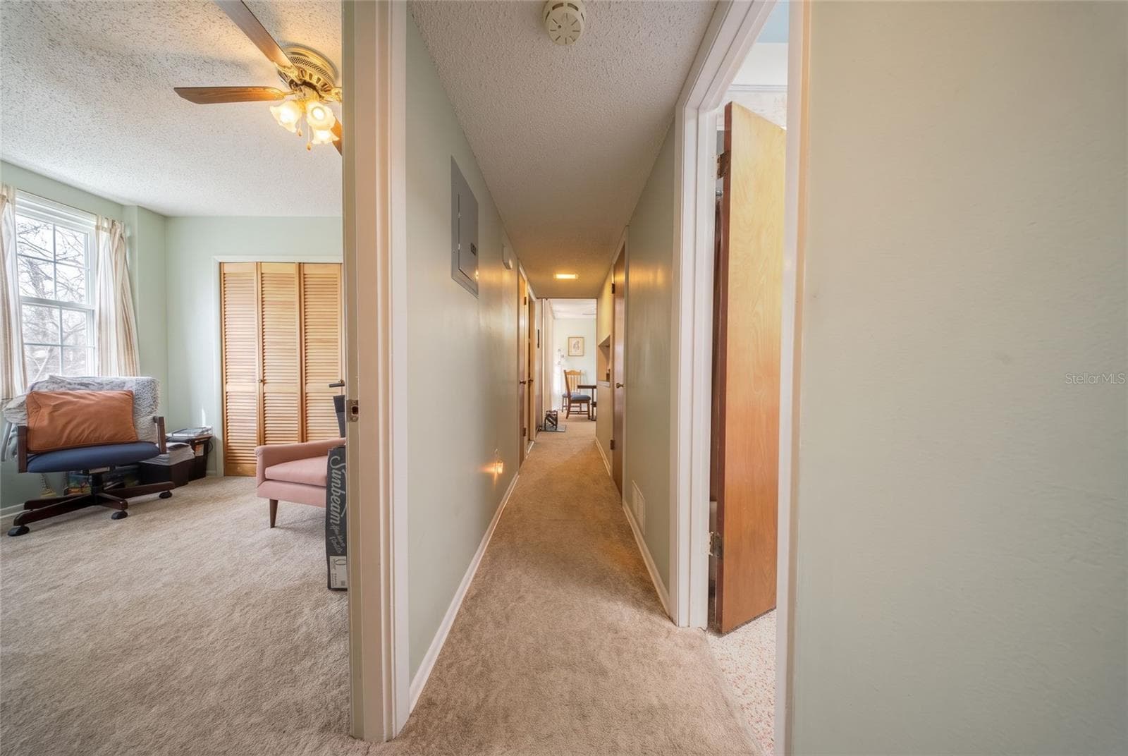 Single Family Residence at 5718 CLEARVIEW DR, ORLANDO, photo 17 of 37