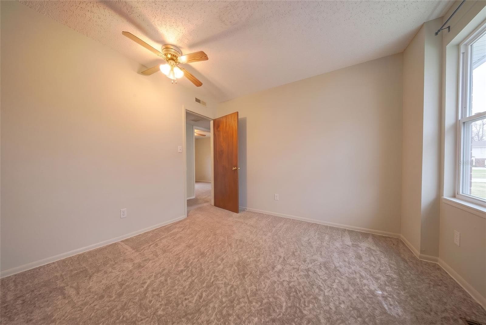 Single Family Residence at 5718 CLEARVIEW DR, ORLANDO, photo 23 of 37