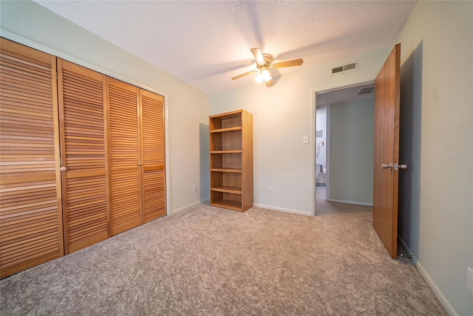 Single Family Residence at 5718 CLEARVIEW DR, ORLANDO, photo 26 of 37