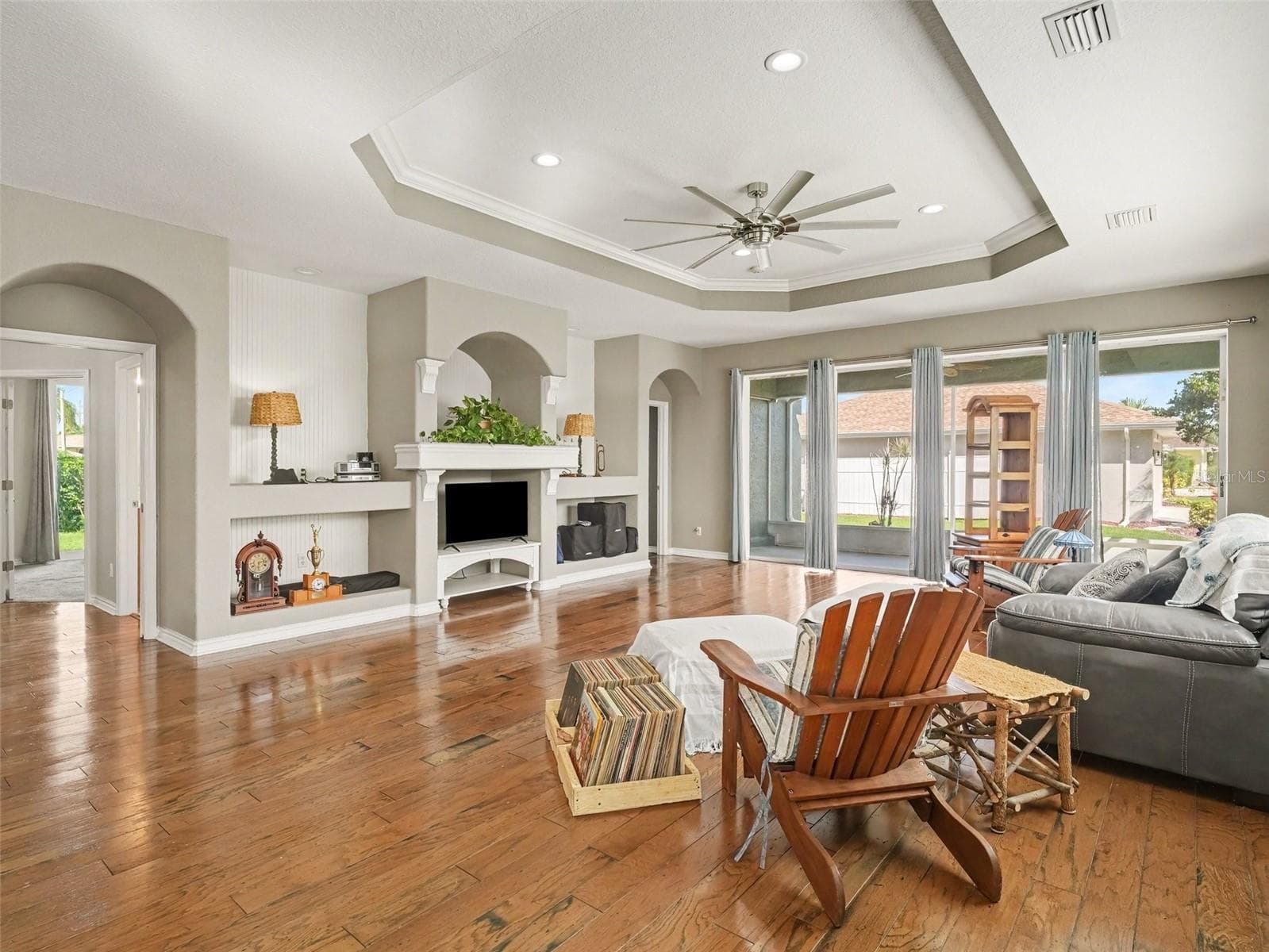 Single Family Residence at 1380 WASHINGTON DR, VENICE, photo 6 of 31