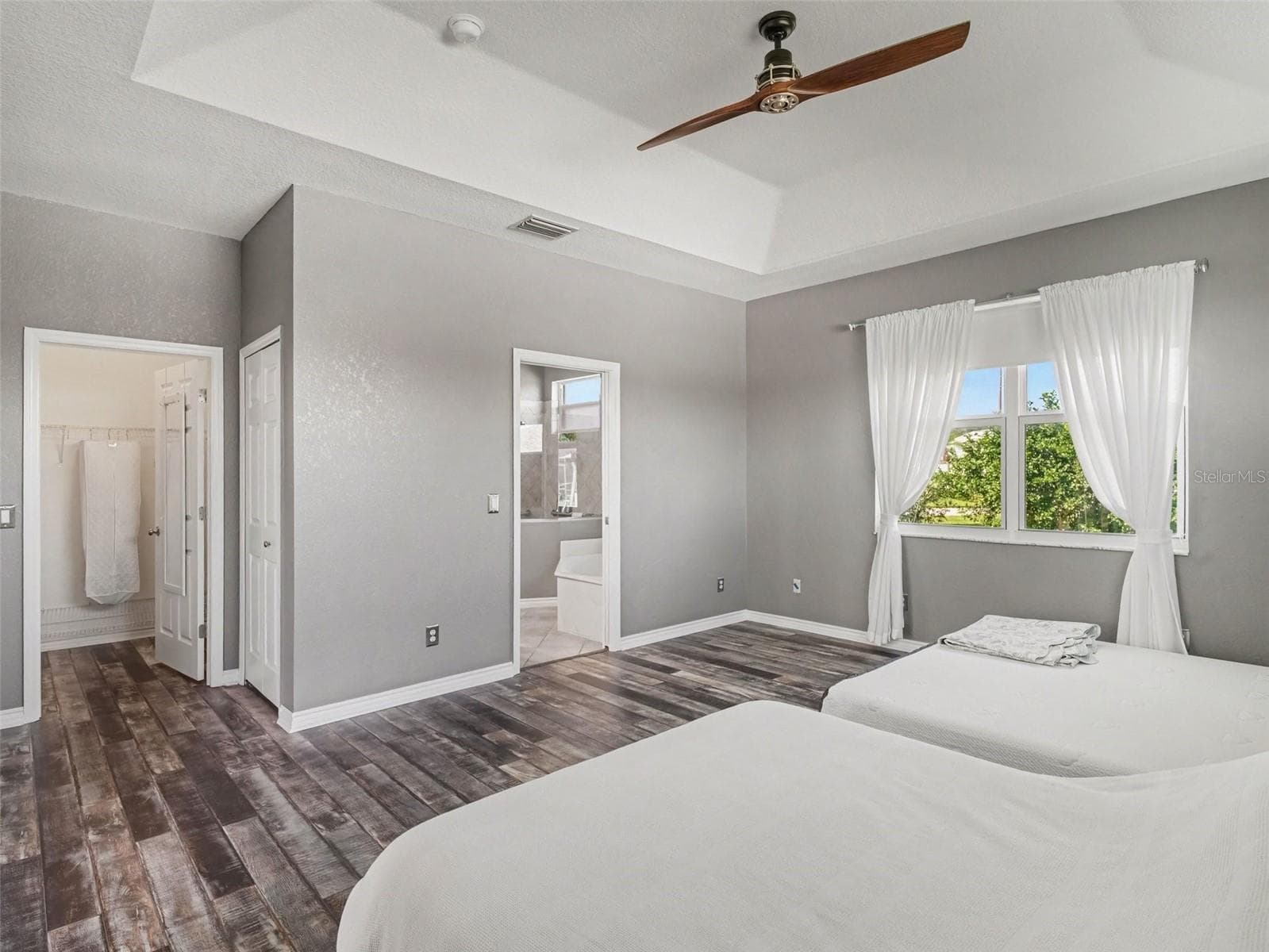 Single Family Residence at 1380 WASHINGTON DR, VENICE, photo 18 of 31