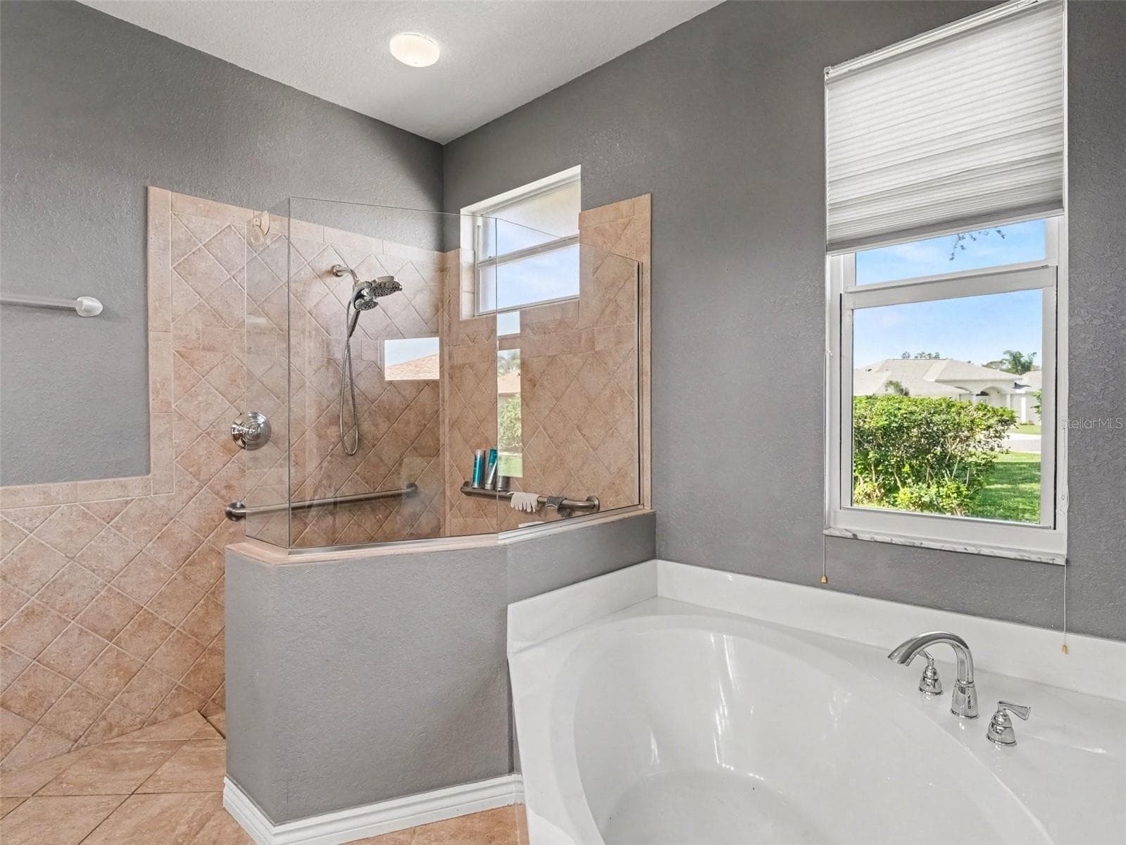 Single Family Residence at 1380 WASHINGTON DR, VENICE, photo 20 of 31