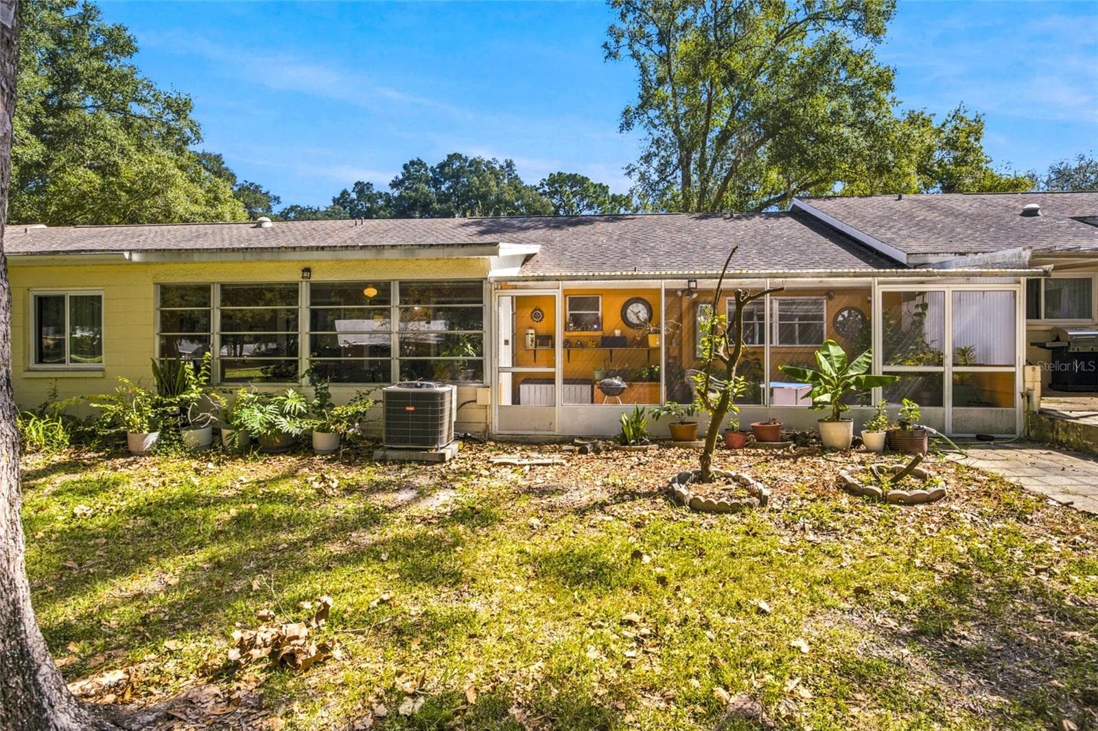 Villa at 8637 SW 97TH LANE RD #E, OCALA, photo 33 of 35