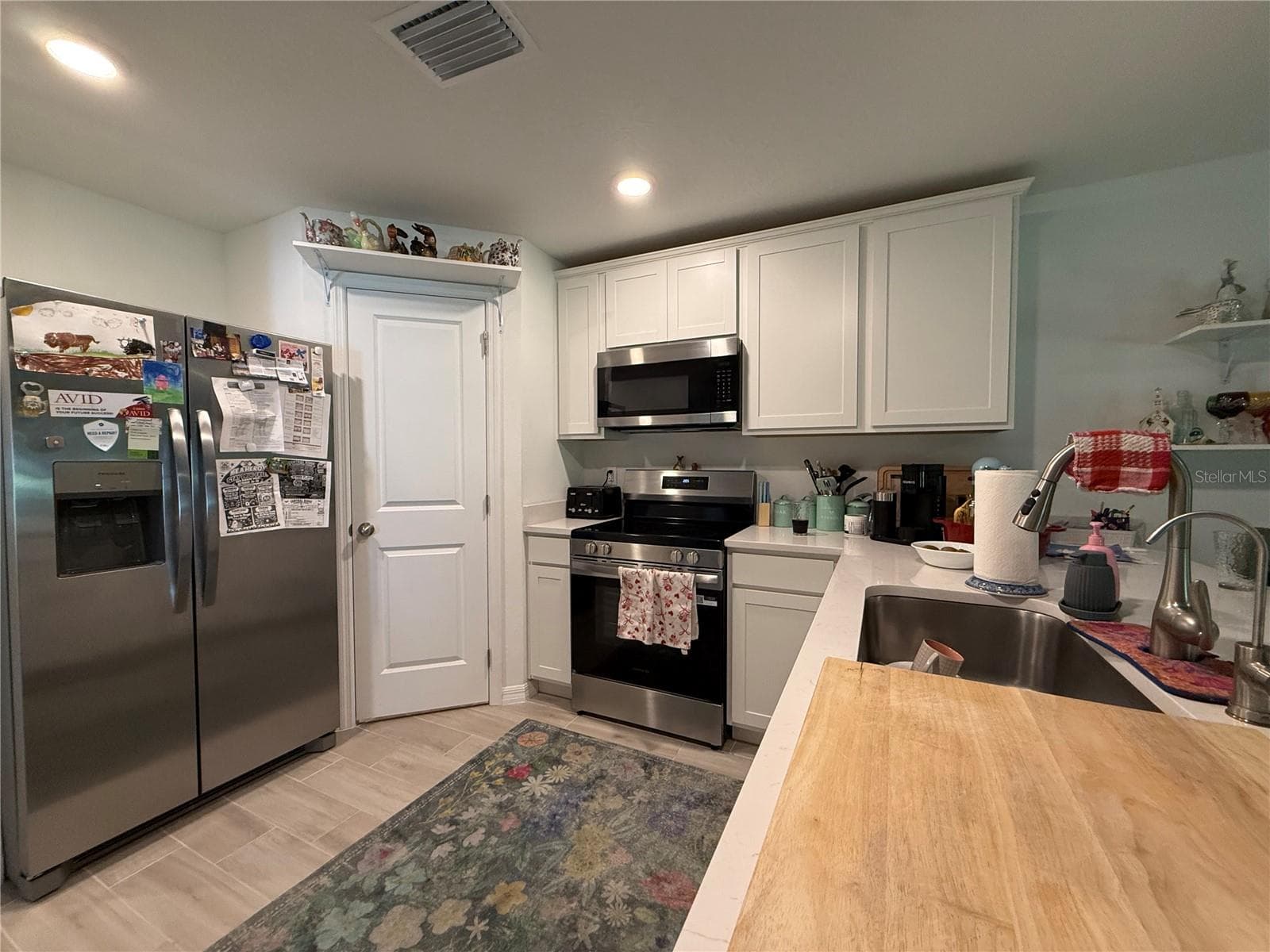 Single Family Residence at 589 W DUQUET PL, CITRUS SPRINGS, photo 4 of 20