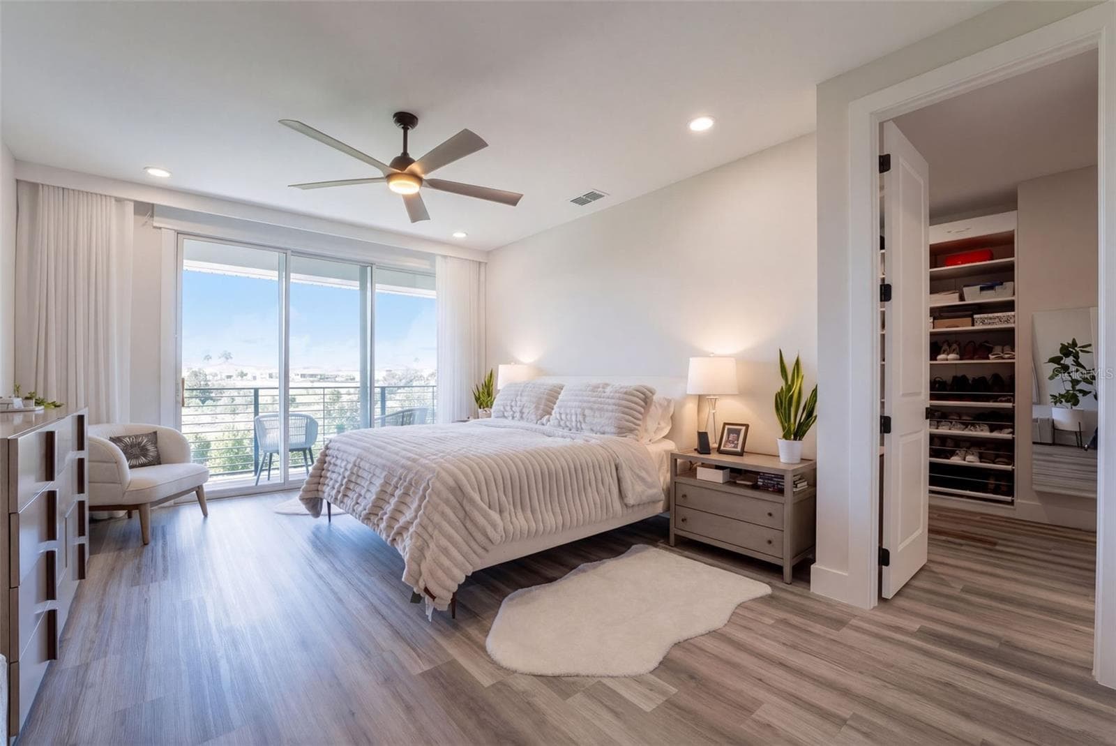 Single Family Residence at 16103 VOLTERRA PT, BELLA COLLINA, photo 24 of 60