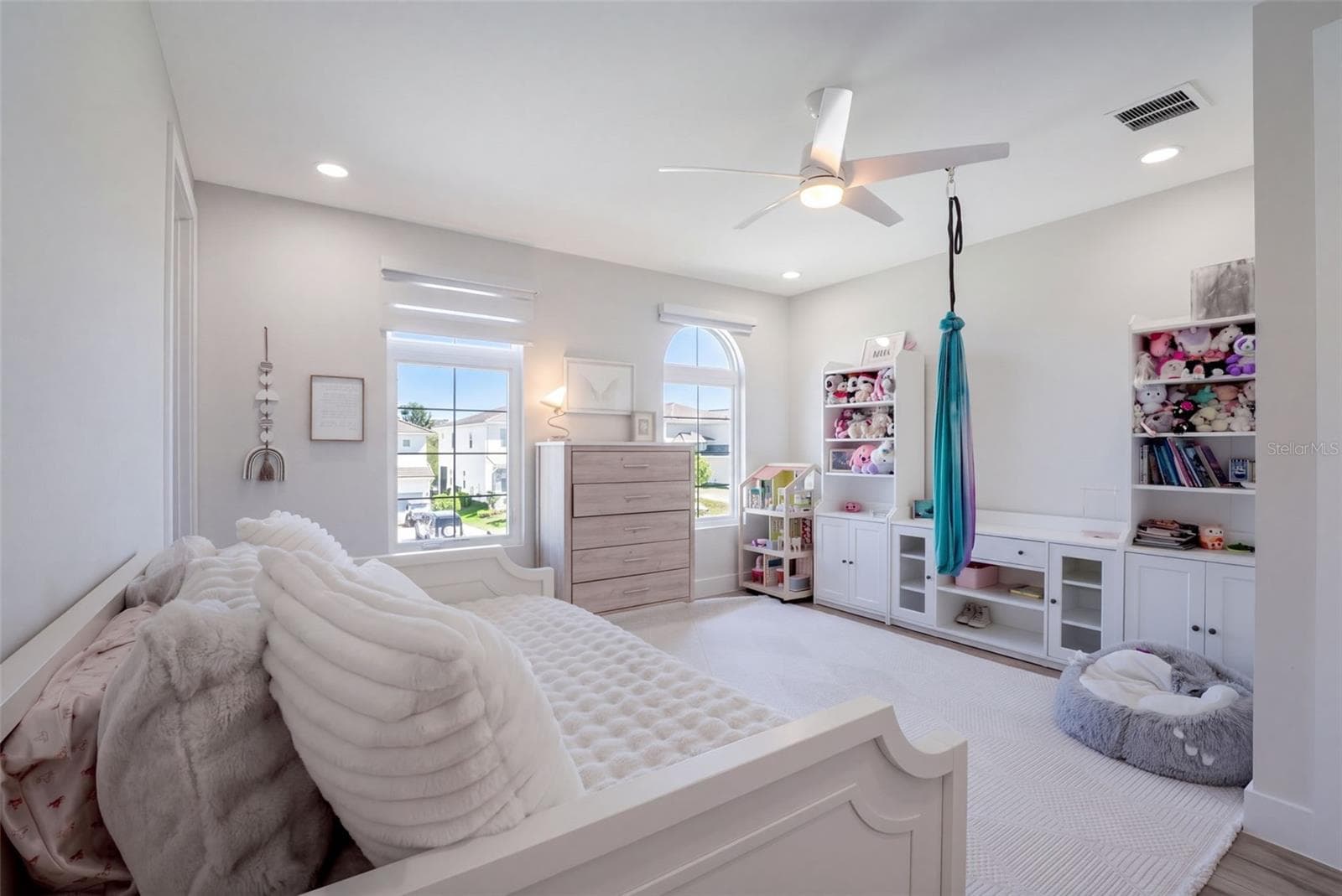 Single Family Residence at 16103 VOLTERRA PT, BELLA COLLINA, photo 25 of 60