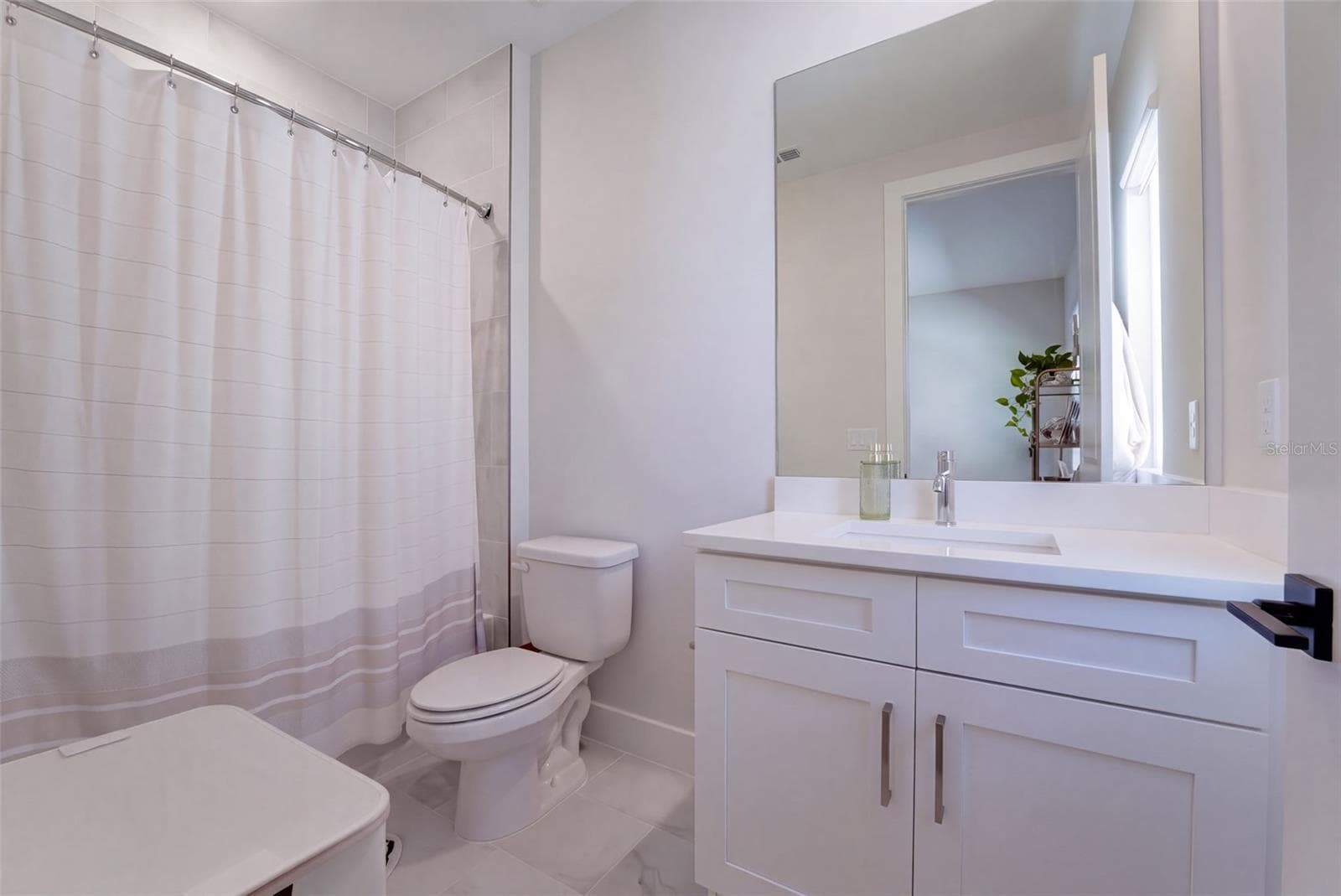 Single Family Residence at 16103 VOLTERRA PT, BELLA COLLINA, photo 31 of 60