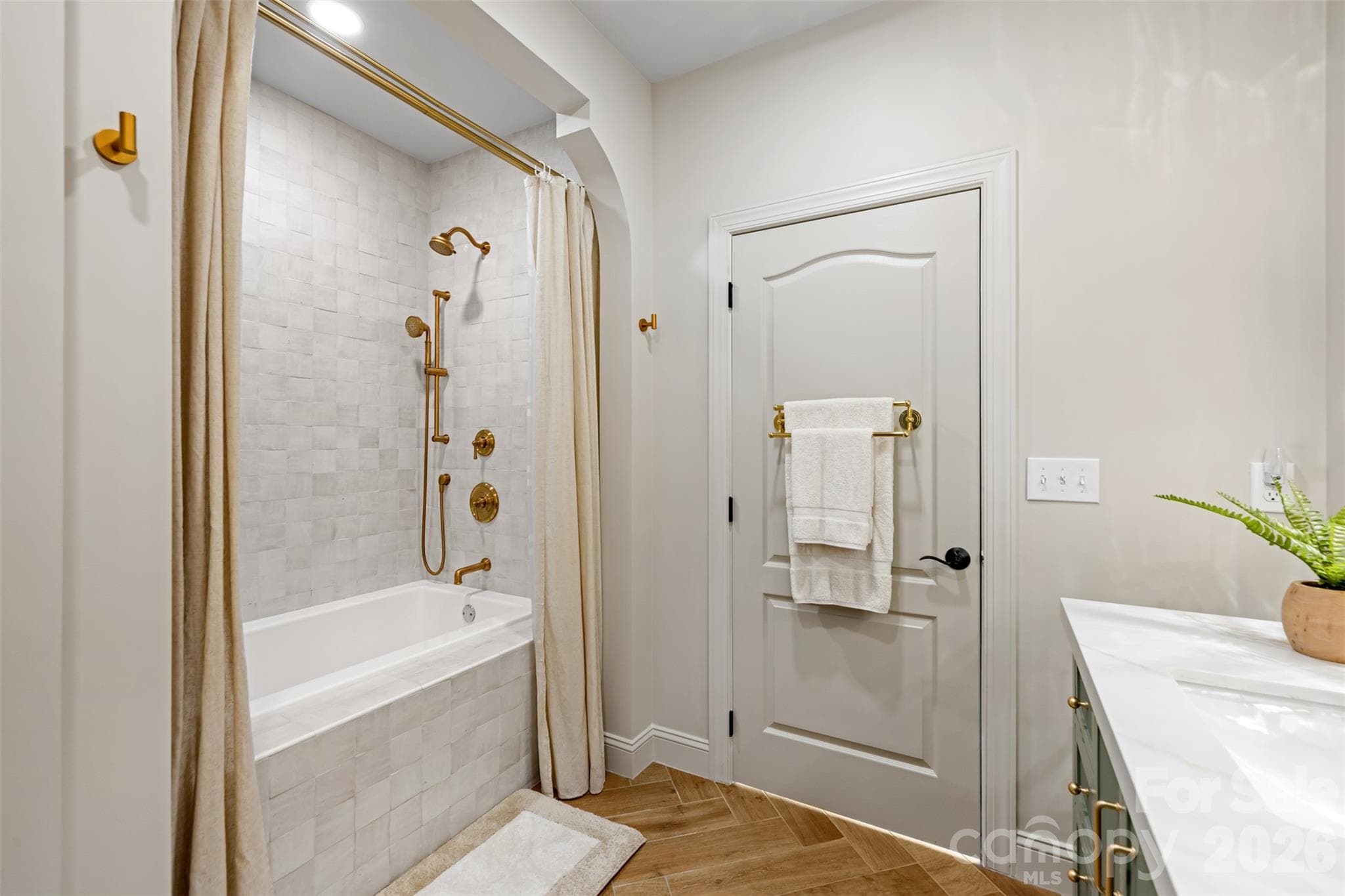 Single Family Residence at 5017 Autumn Blossom Lane, Waxhaw, photo 36 of 48