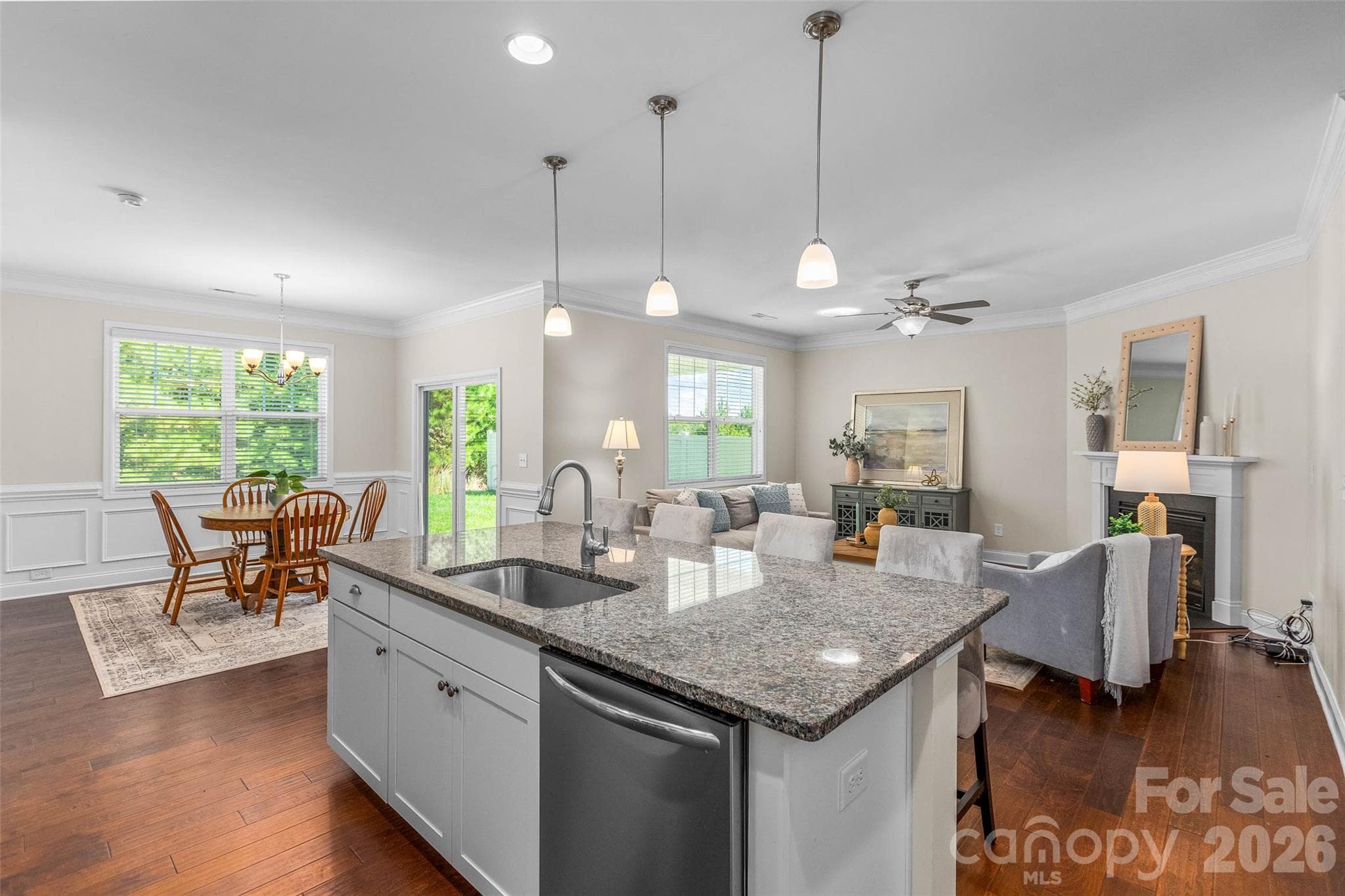 Single Family Residence at 4300 Legacy Drive, Denver, photo 12 of 42