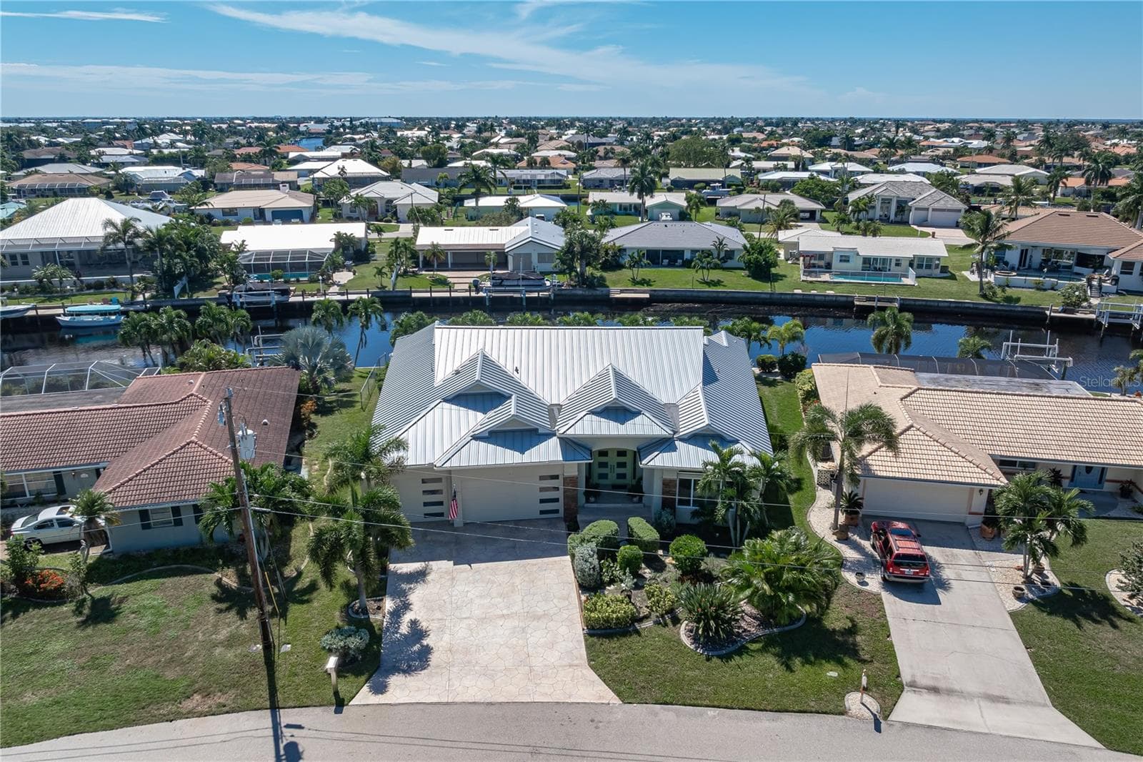 Single Family Residence at 401 SORRENTO CT, PUNTA GORDA, photo 2 of 70