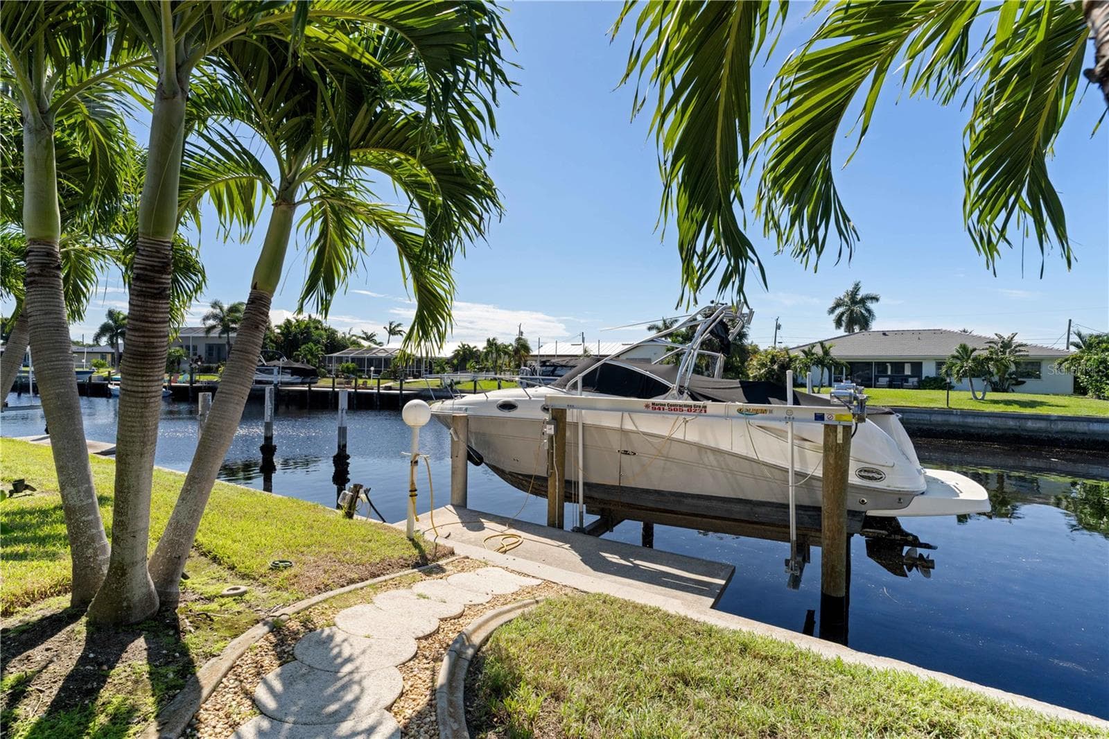 Single Family Residence at 401 SORRENTO CT, PUNTA GORDA, photo 6 of 70