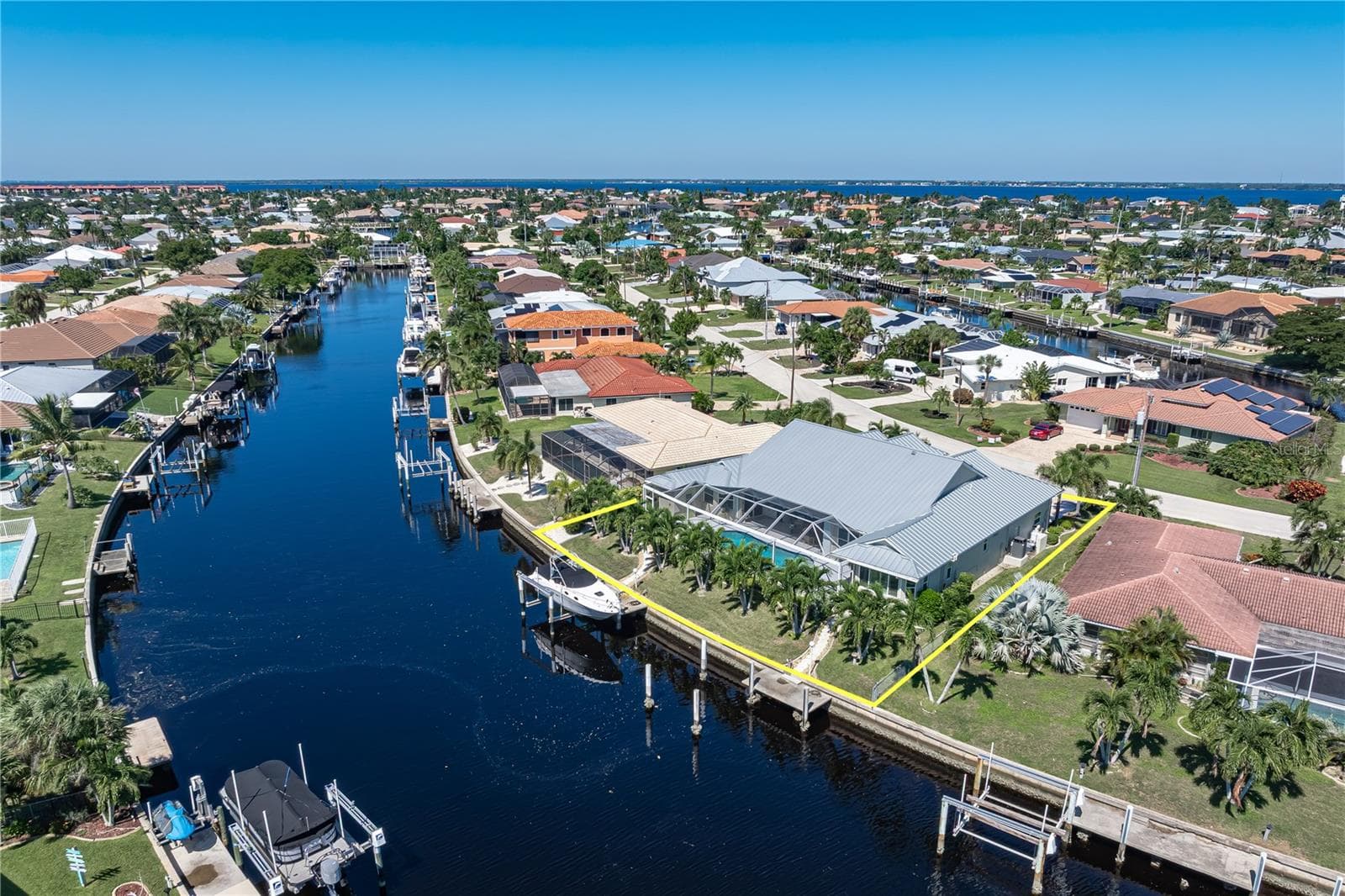 Single Family Residence at 401 SORRENTO CT, PUNTA GORDA, photo 12 of 70