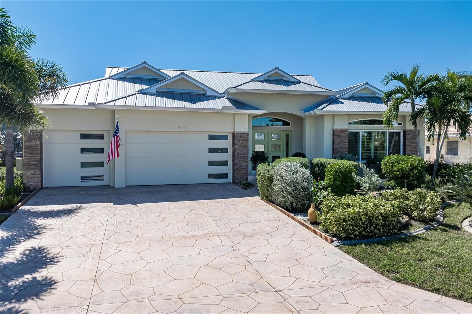 Single Family Residence at 401 SORRENTO CT, PUNTA GORDA, photo 14 of 70