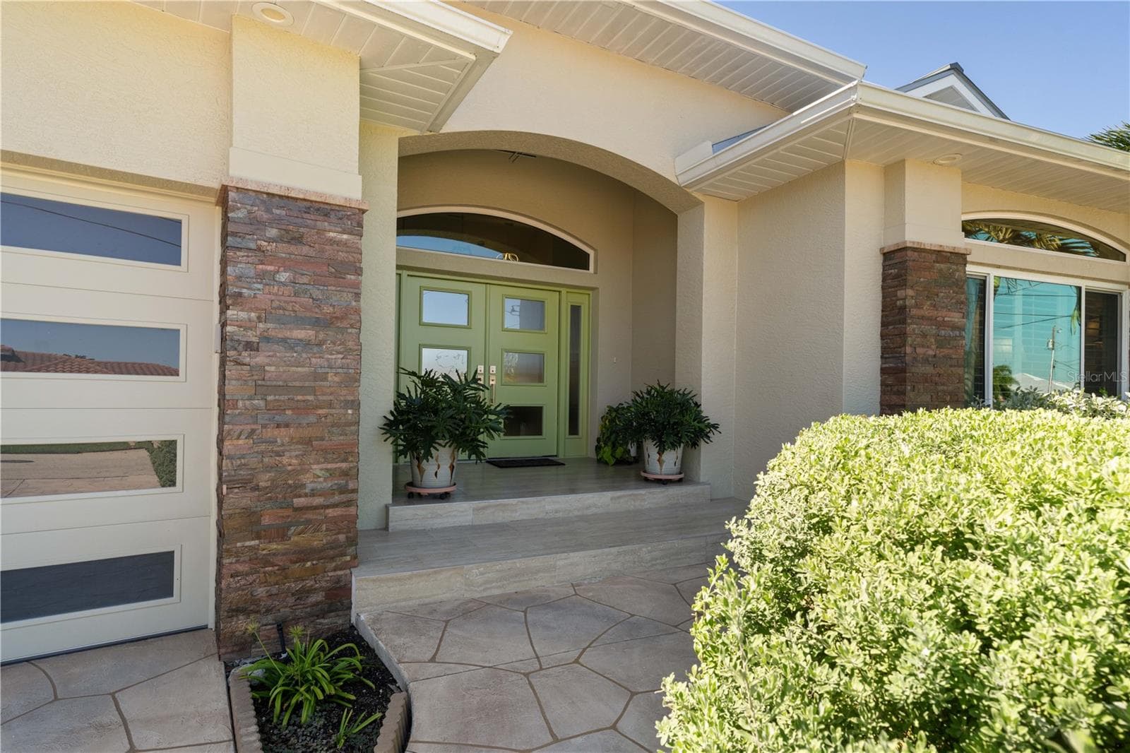 Single Family Residence at 401 SORRENTO CT, PUNTA GORDA, photo 18 of 70
