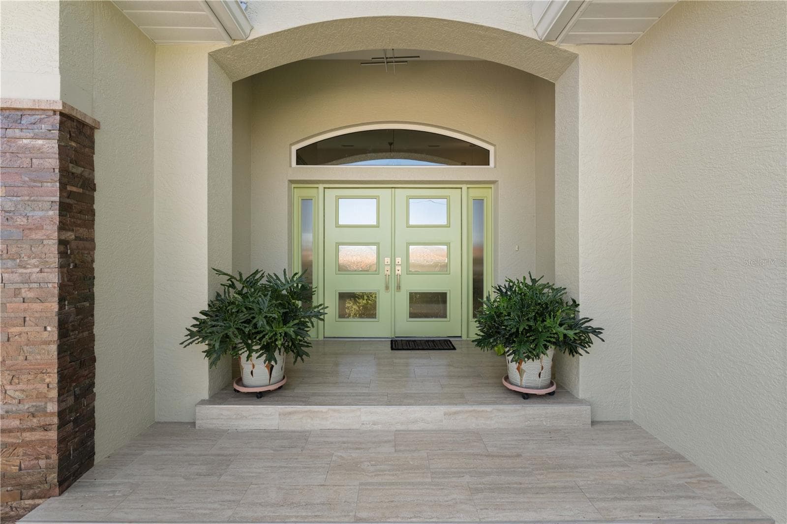 Single Family Residence at 401 SORRENTO CT, PUNTA GORDA, photo 19 of 70