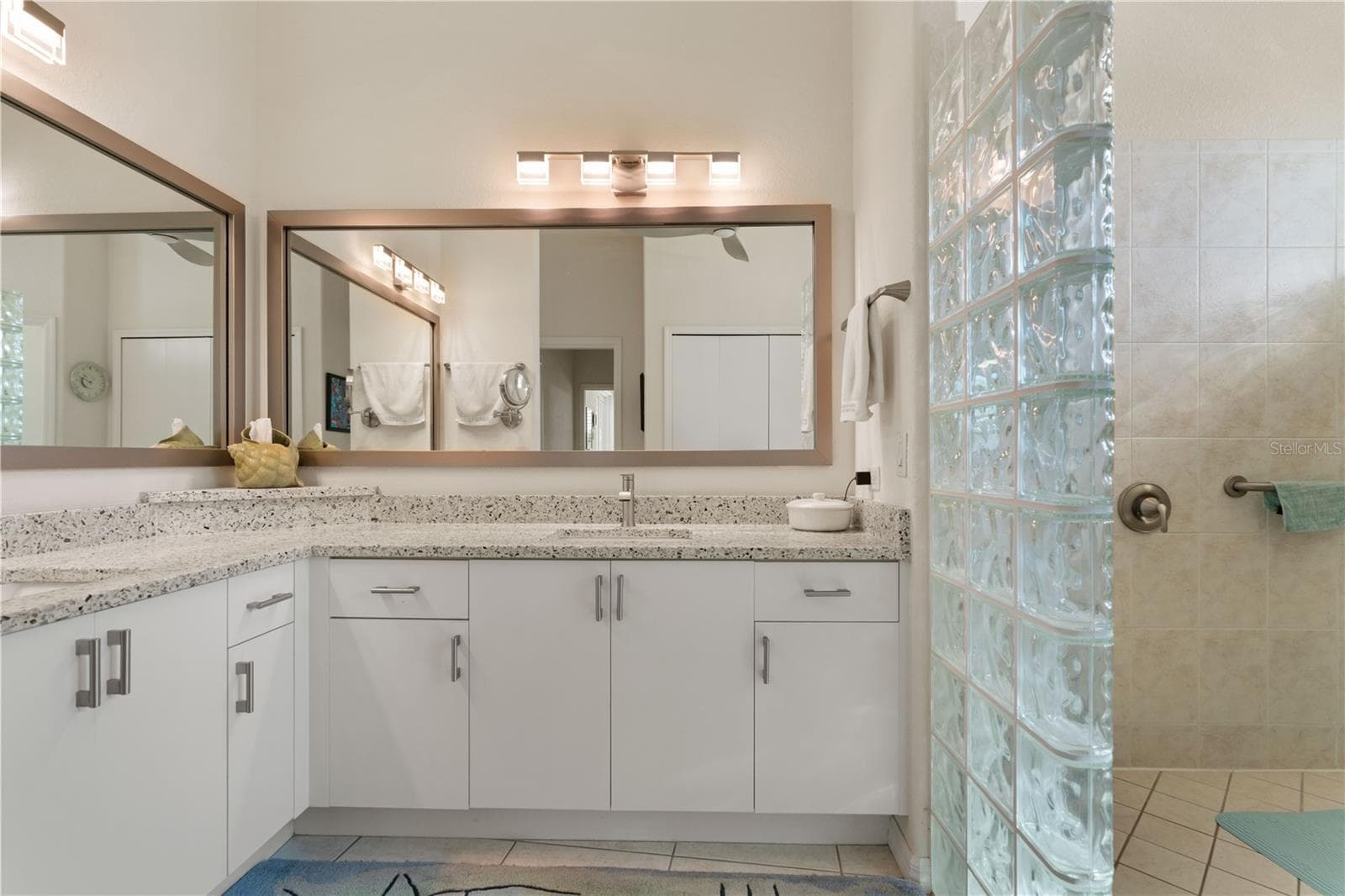 Single Family Residence at 401 SORRENTO CT, PUNTA GORDA, photo 39 of 70