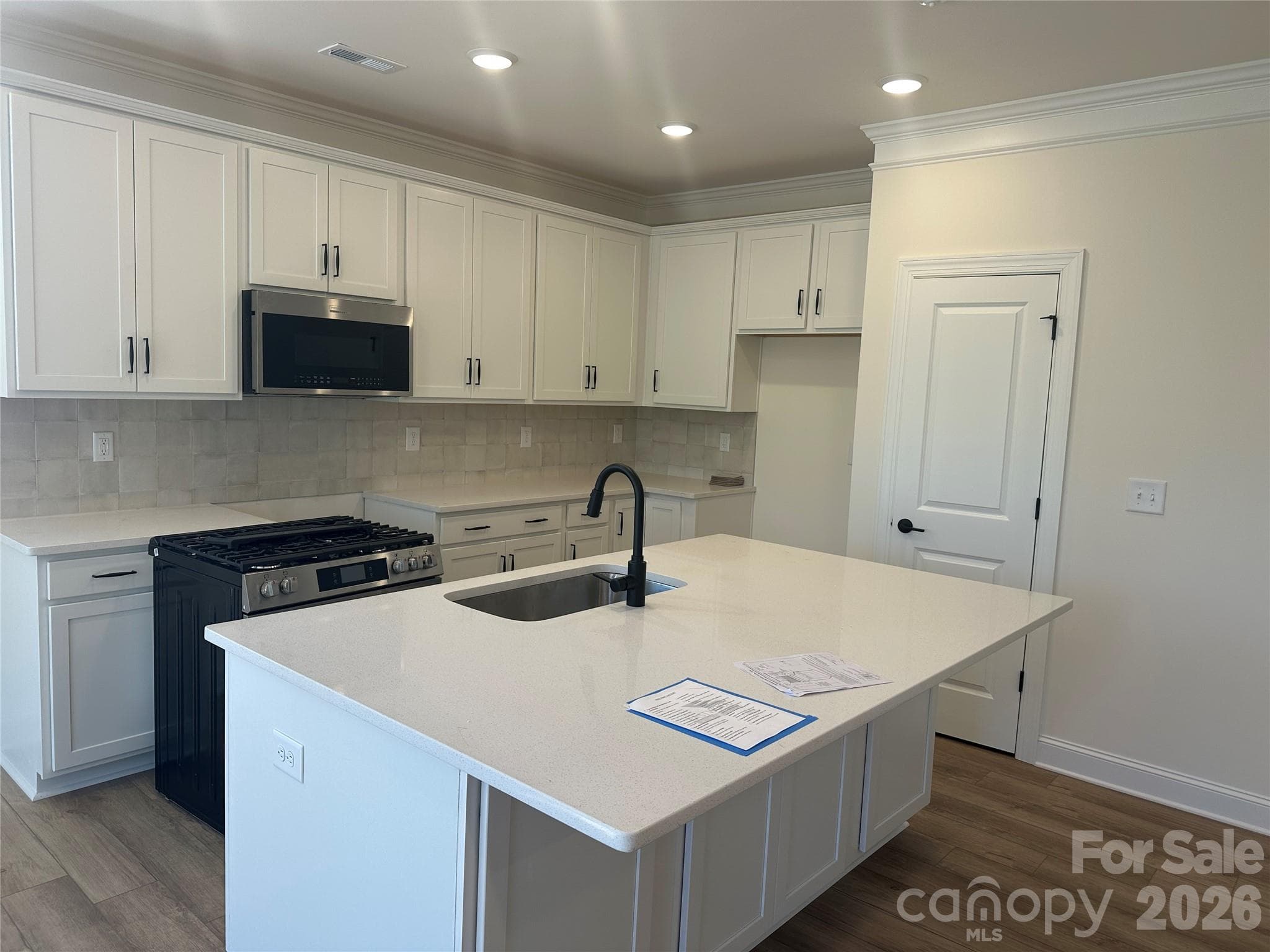 Kitchen - 8470 Acadia Parkway, Sherrills Ford