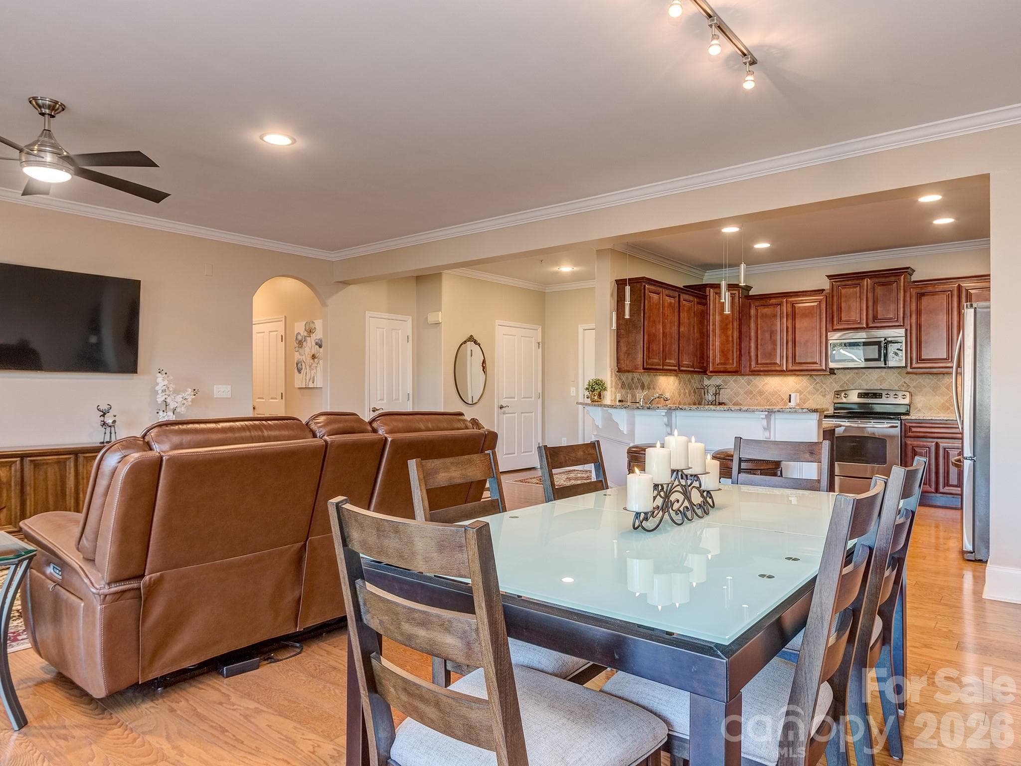 Condominium at 6605 Central Pacific Avenue, Charlotte, photo 9 of 31