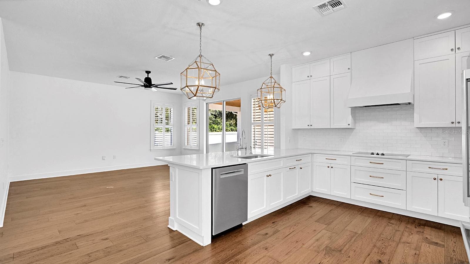 Kitchen/Family Room - 800 W HARVARD ST, ORLANDO