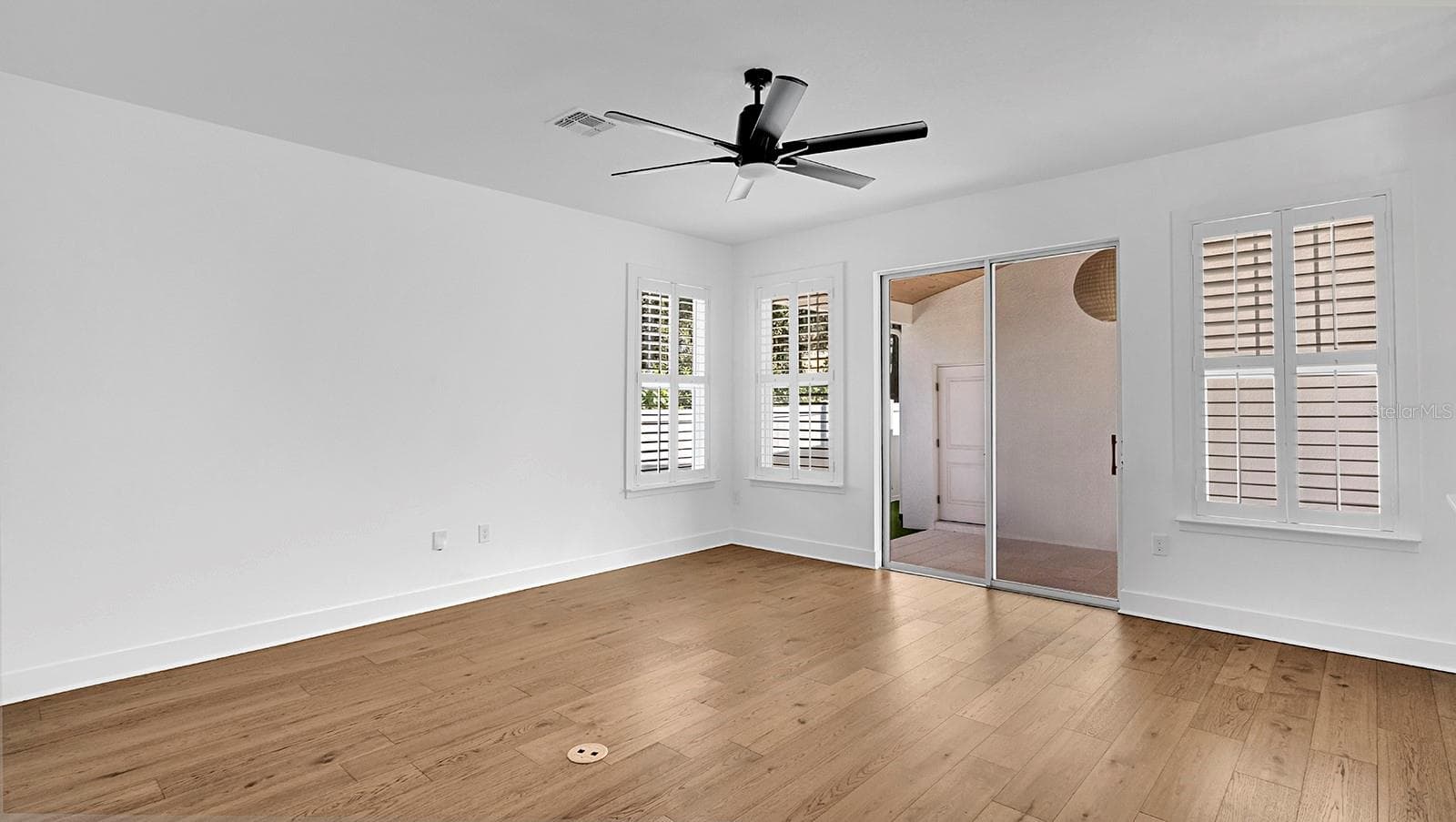Family Room - 800 W HARVARD ST, ORLANDO