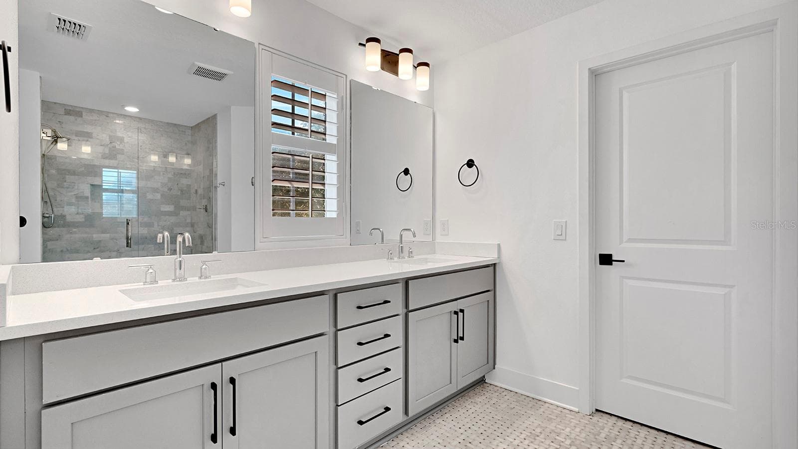 Primary Bath - 800 W HARVARD ST, ORLANDO