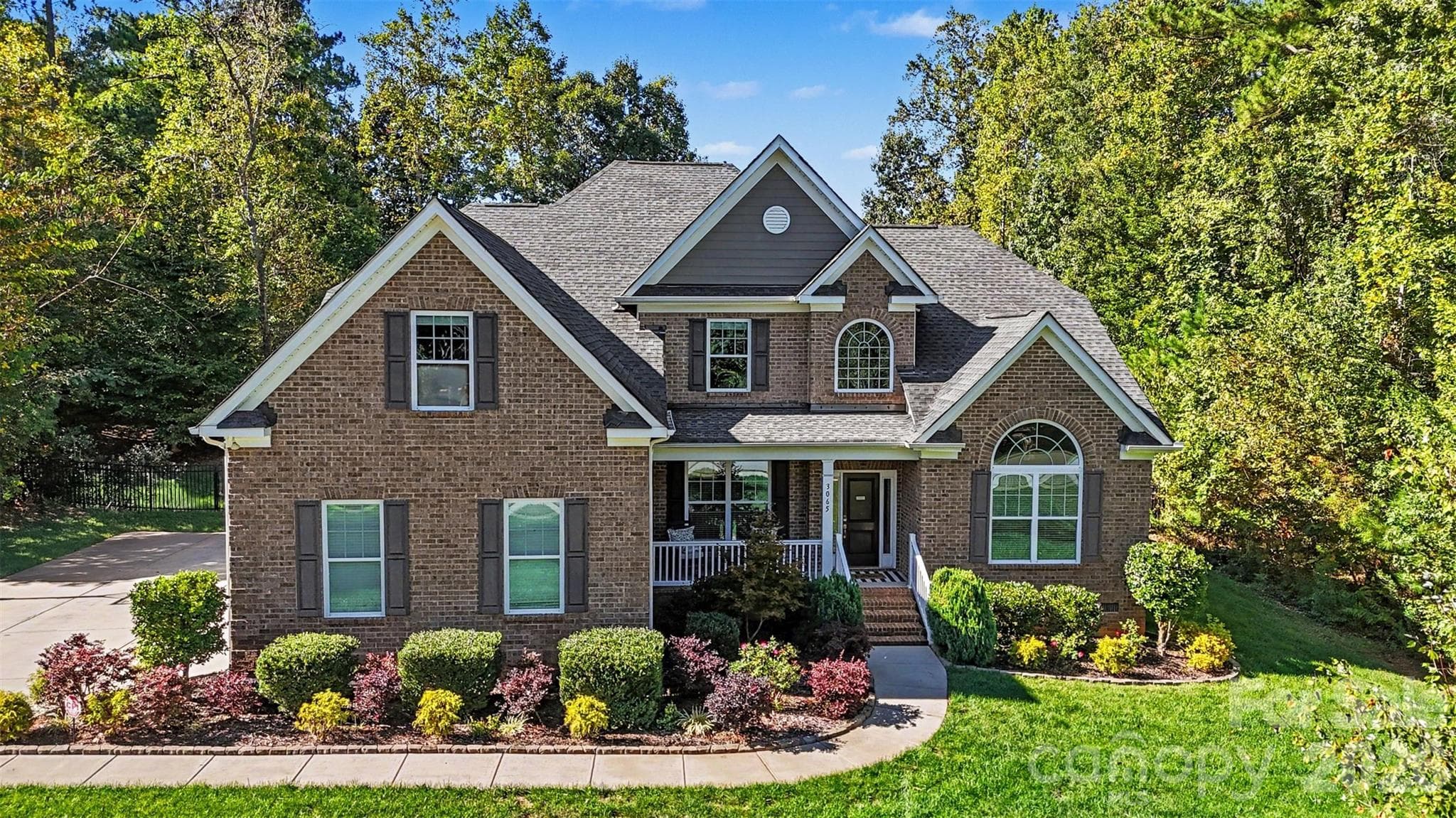 Single Family Residence at 3065 Foggy Hollow Lane, Clover, photo 4 of 44