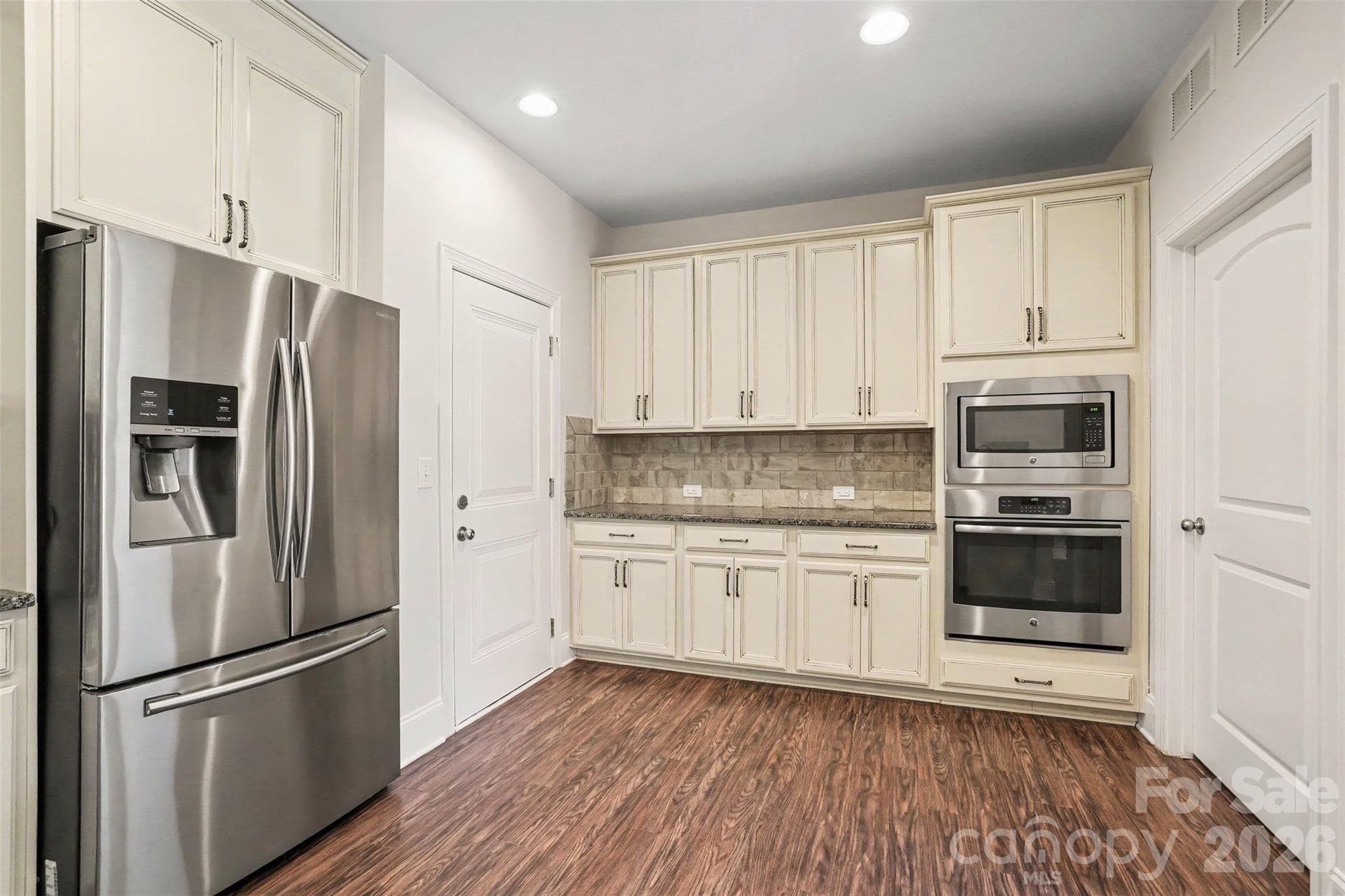 Single Family Residence at 3065 Foggy Hollow Lane, Clover, photo 19 of 44