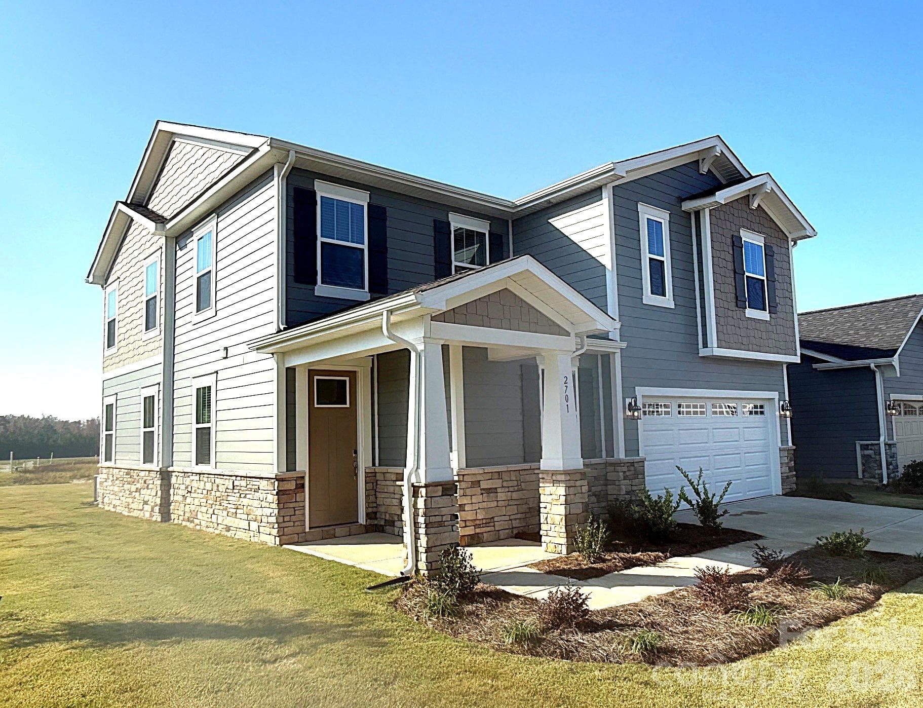 Single Family Residence at 2701 Westmont Drive, Gastonia, photo 2 of 48