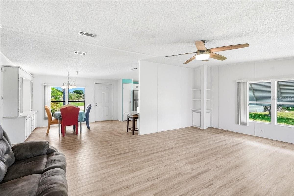 Manufactured Home at 10074 BROKEN WOODS CT, NORTH FORT MYERS, photo 13 of 44