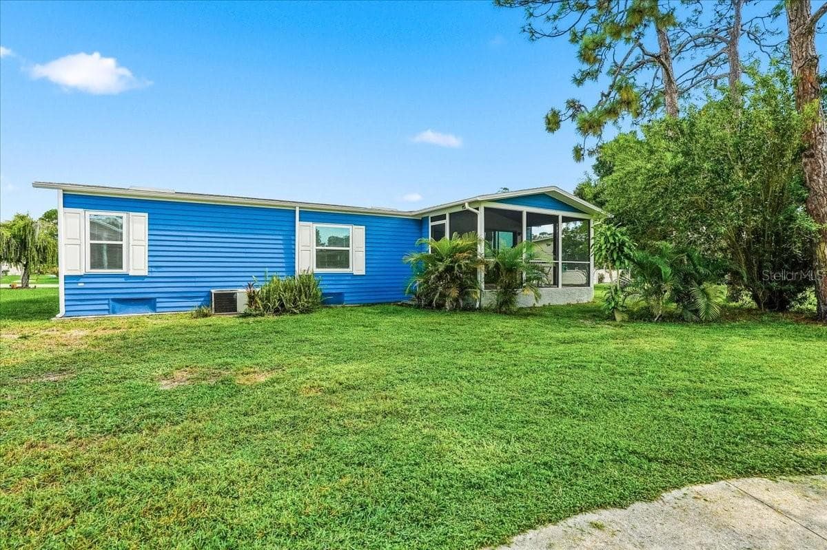 Manufactured Home at 10074 BROKEN WOODS CT, NORTH FORT MYERS, photo 29 of 44