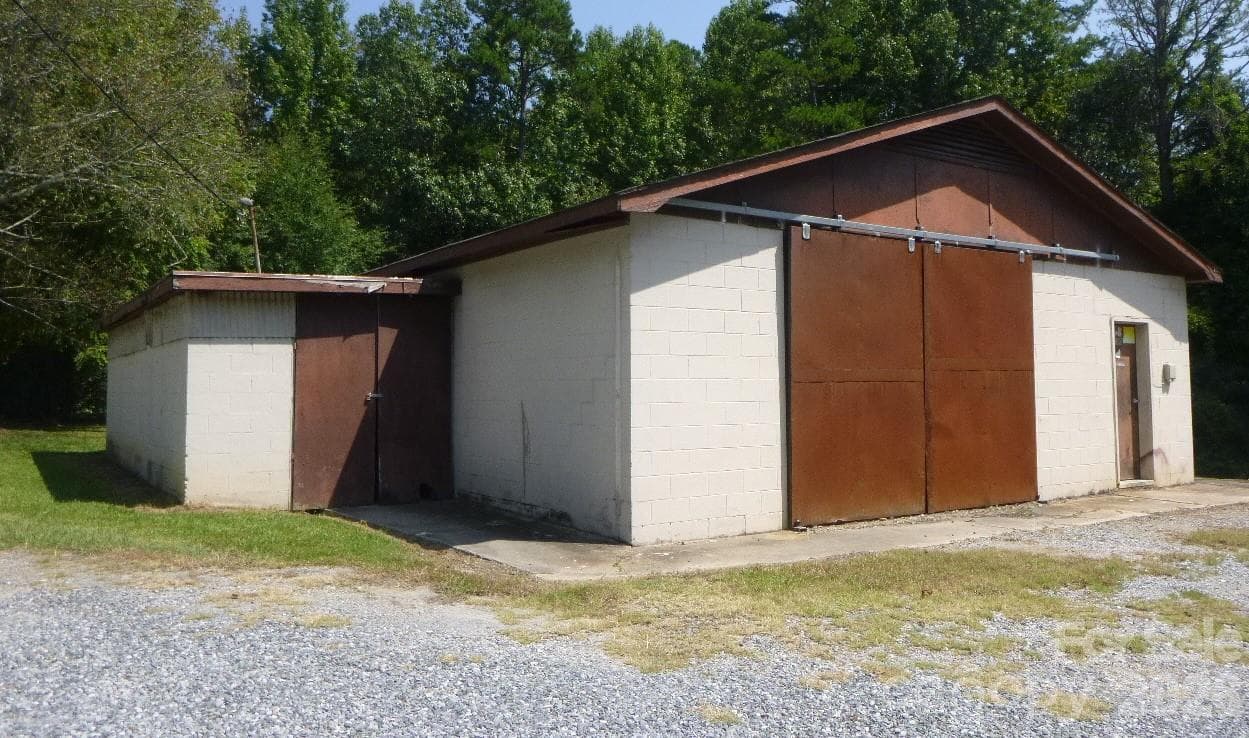 Manufacturing / Warehousing at 110 Ledford Road, Gastonia, photo 5 of 5