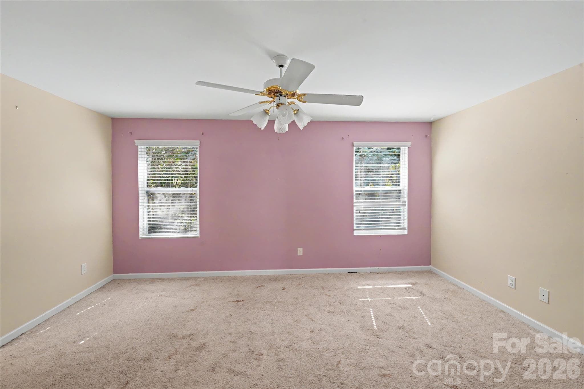 Single Family Residence at 460 Dutch White Drive, Clover, photo 24 of 37
