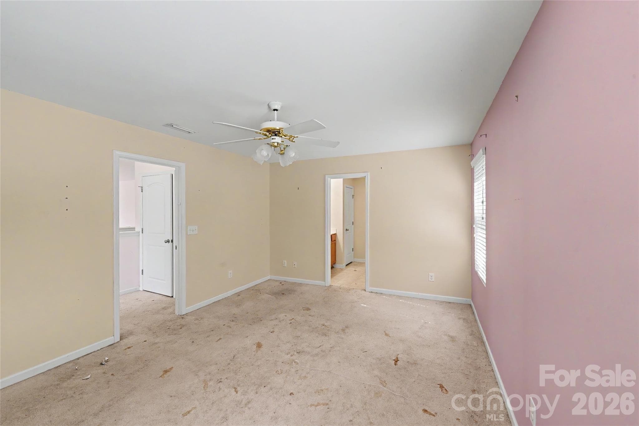 Single Family Residence at 460 Dutch White Drive, Clover, photo 28 of 37