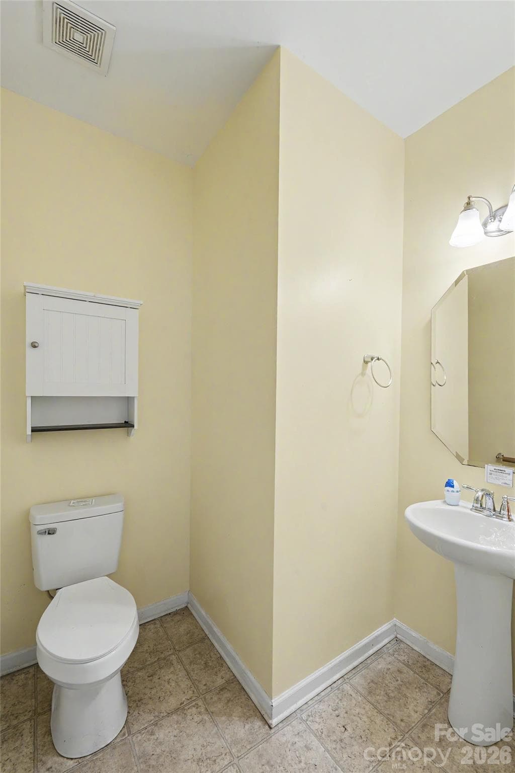 Single Family Residence at 460 Dutch White Drive, Clover, photo 32 of 37