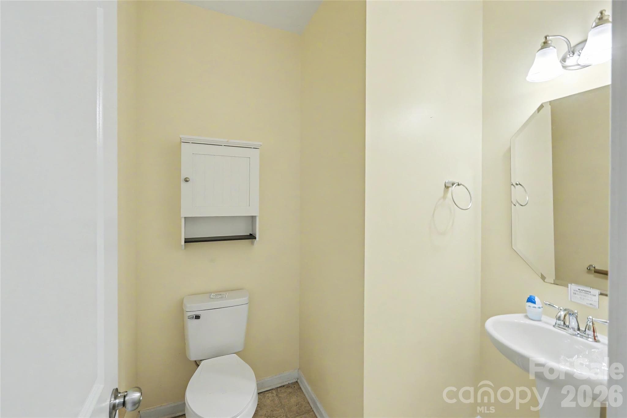 Single Family Residence at 460 Dutch White Drive, Clover, photo 33 of 37