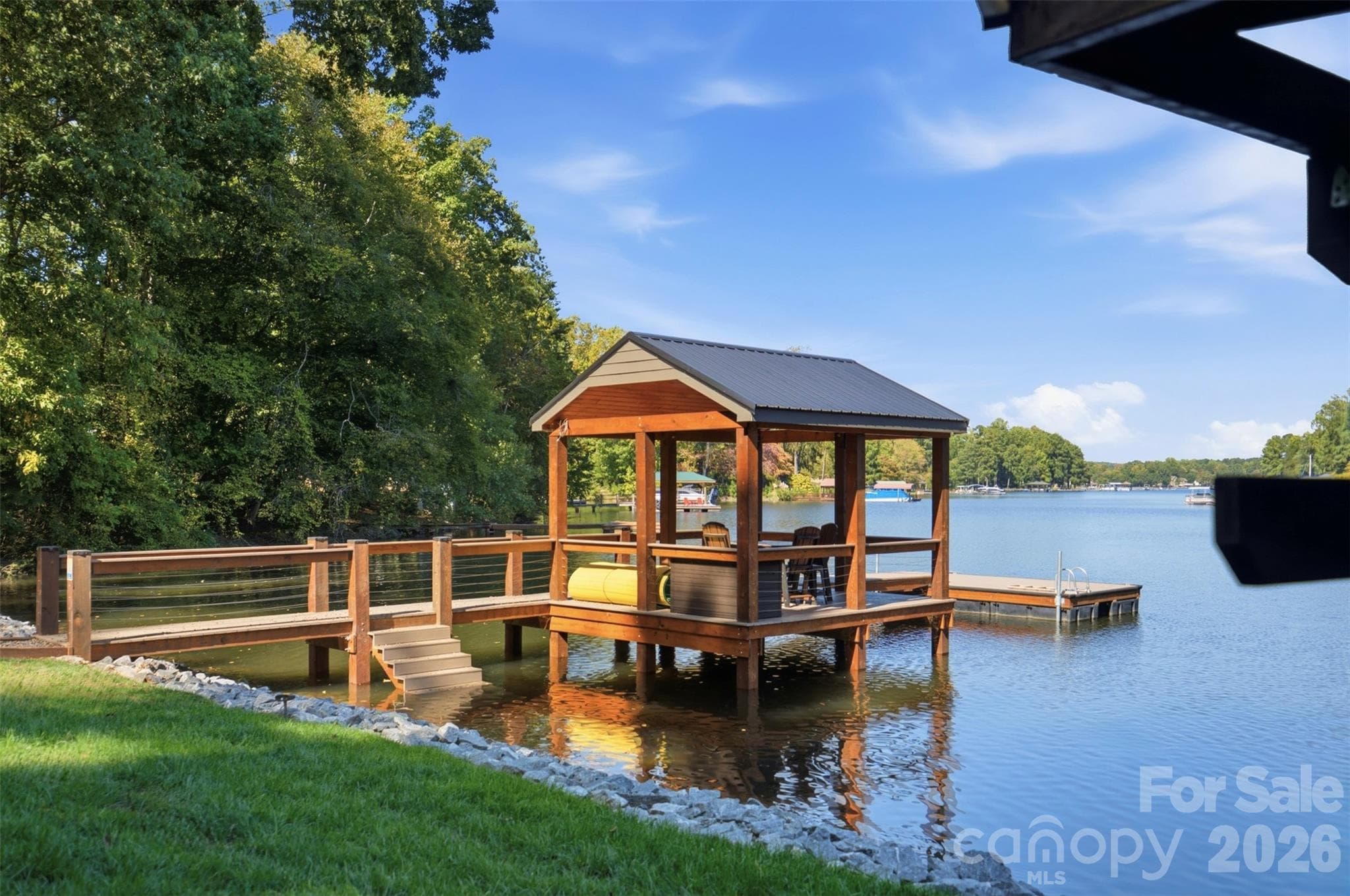 Single Family Residence at 128 Wickford Lane, Mooresville, photo 24 of 36