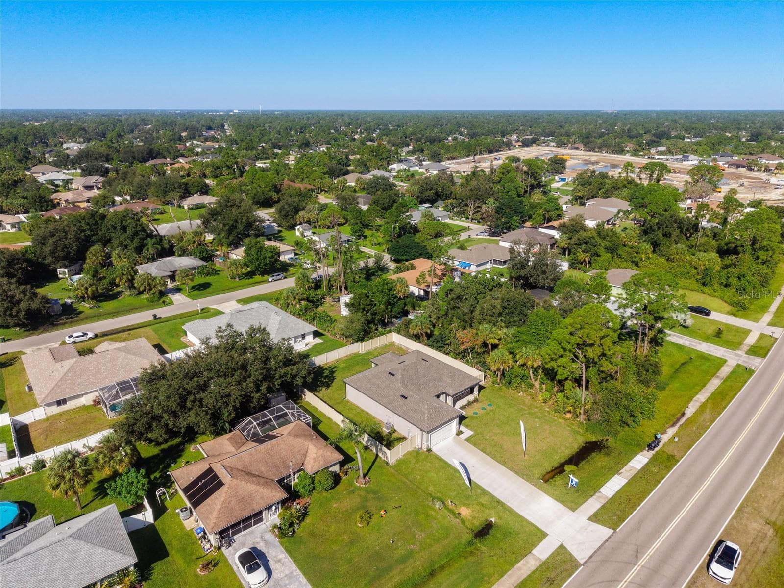 Single Family Residence at 1459 N CHAMBERLAIN BLVD, NORTH PORT, photo 6 of 105