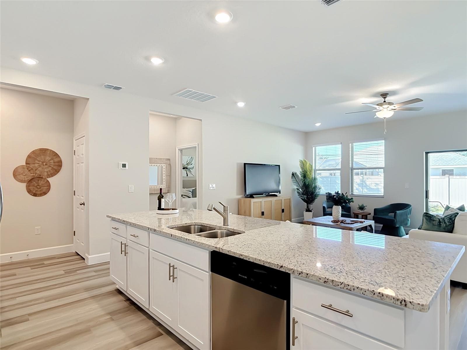 Single Family Residence at 1459 N CHAMBERLAIN BLVD, NORTH PORT, photo 26 of 105