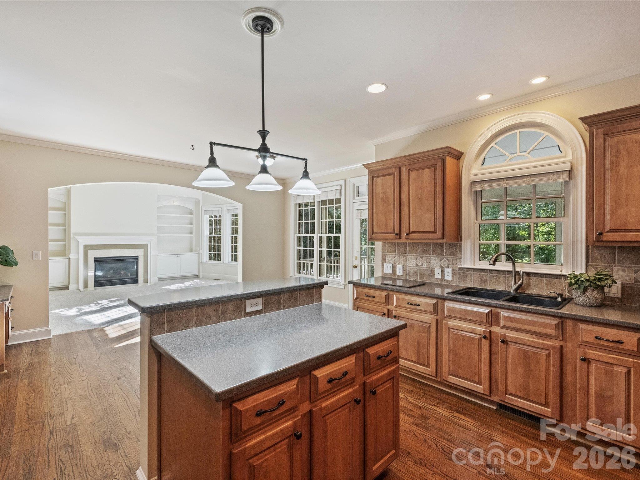 Single Family Residence at 7705 Stonehaven Drive, Waxhaw, photo 16 of 40