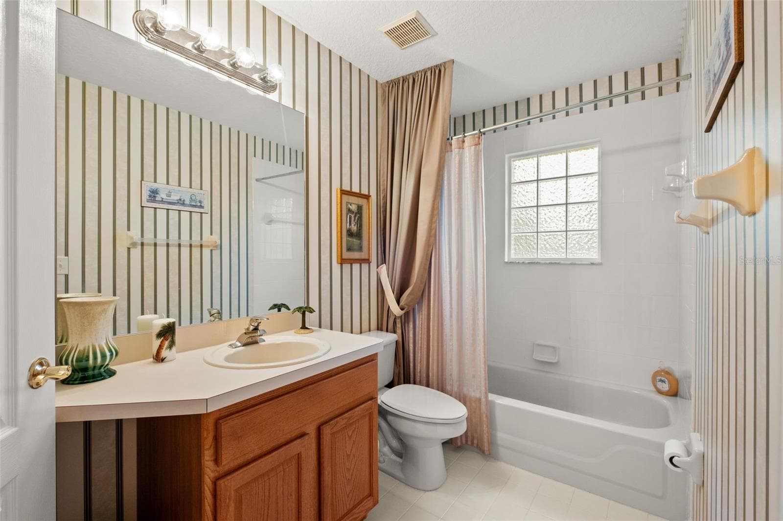 Single Family Residence at 10628 COLLAR DR, SAN ANTONIO, photo 26 of 39