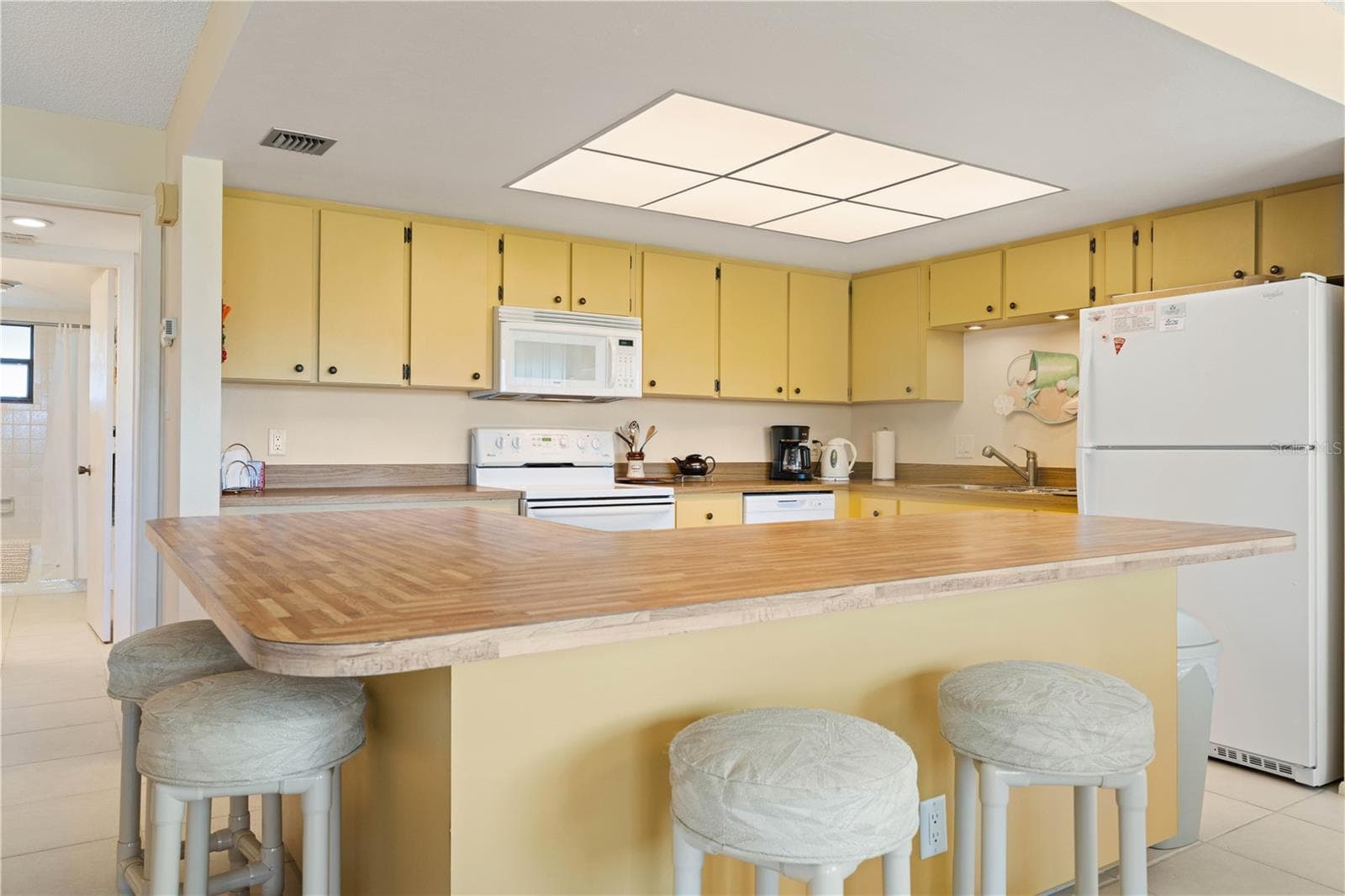 Condominium at 2 PIRATES LN #23B, PUNTA GORDA, photo 8 of 70