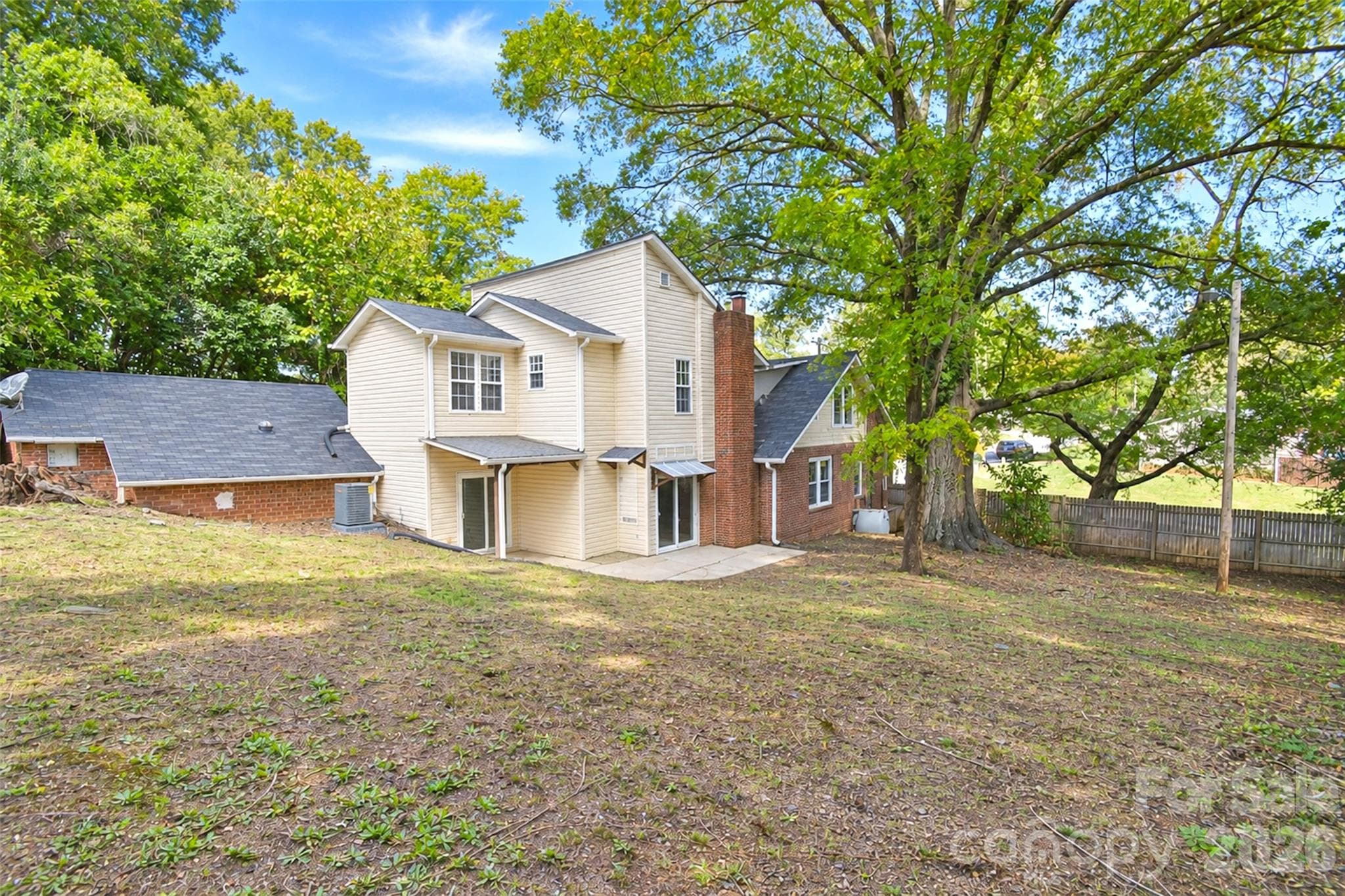 Duplex at 322 Salisbury Road, Statesville, photo 32 of 48