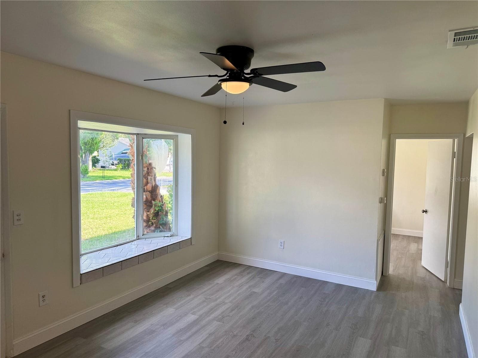 Single Family Residence at 5523 MAGNOLIA WAY, NEW PORT RICHEY, photo 2 of 7